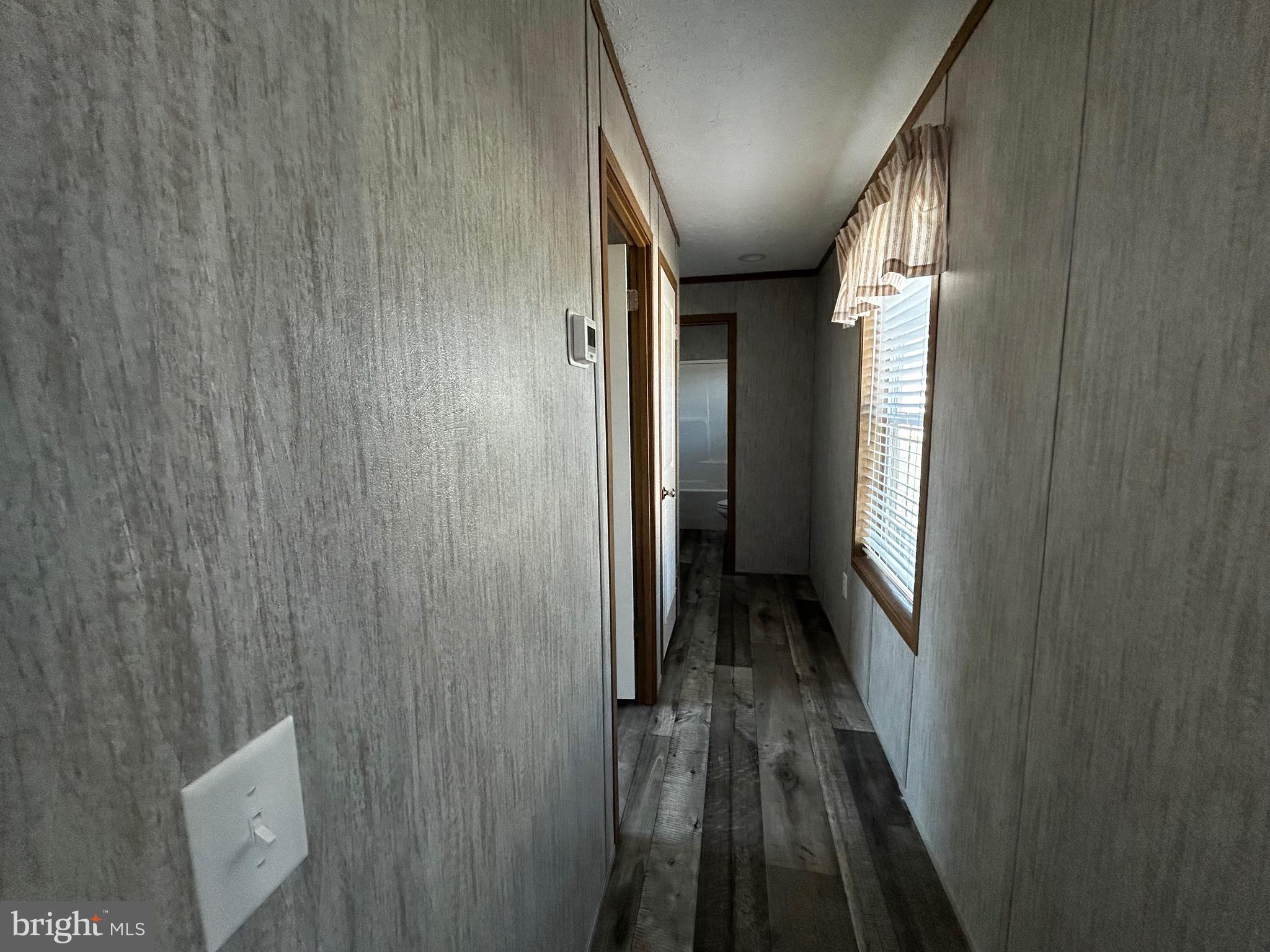 MIDDLE CREEK VILLAGE - Residential