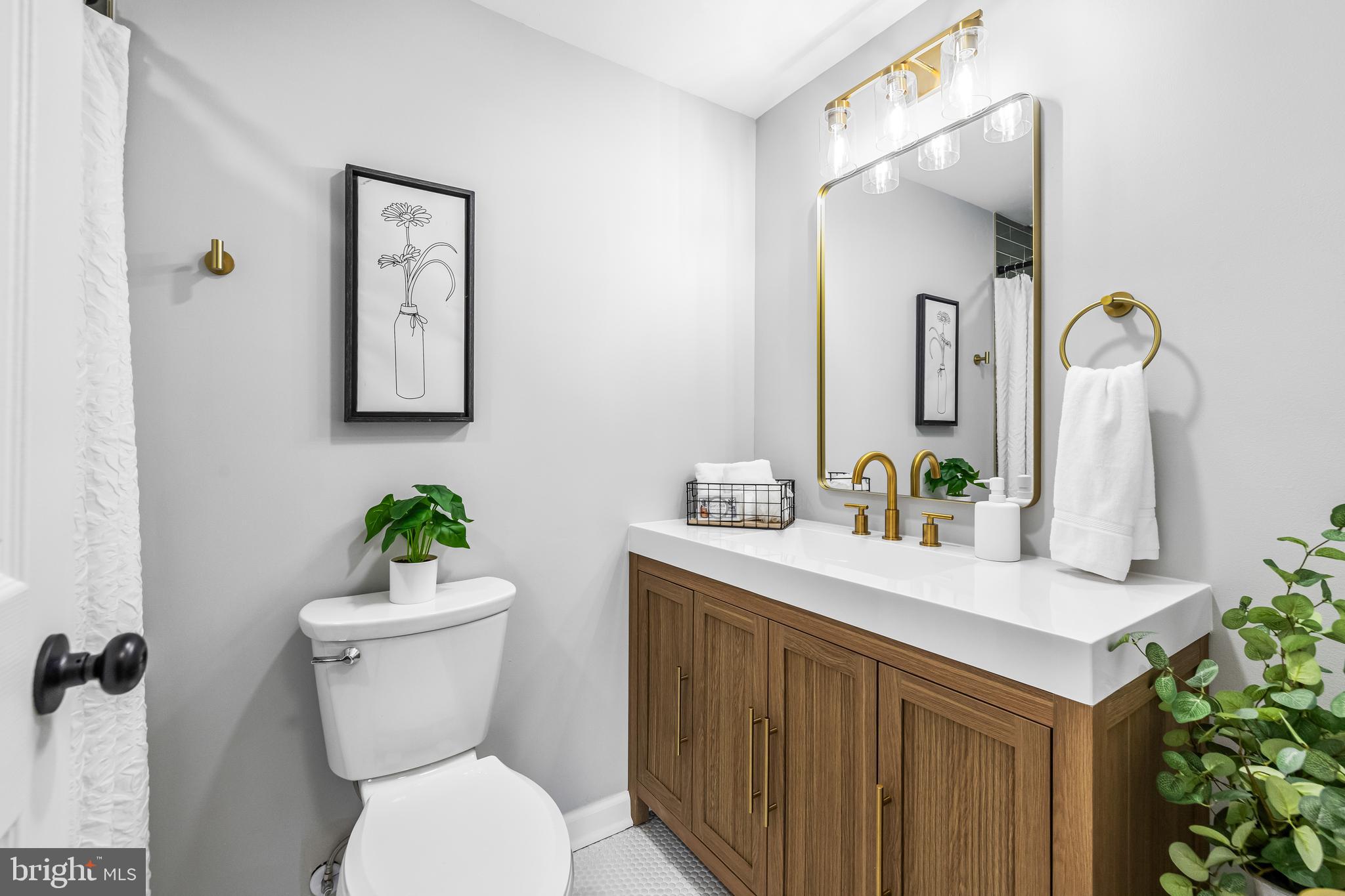 ROLAND PARK - Residential