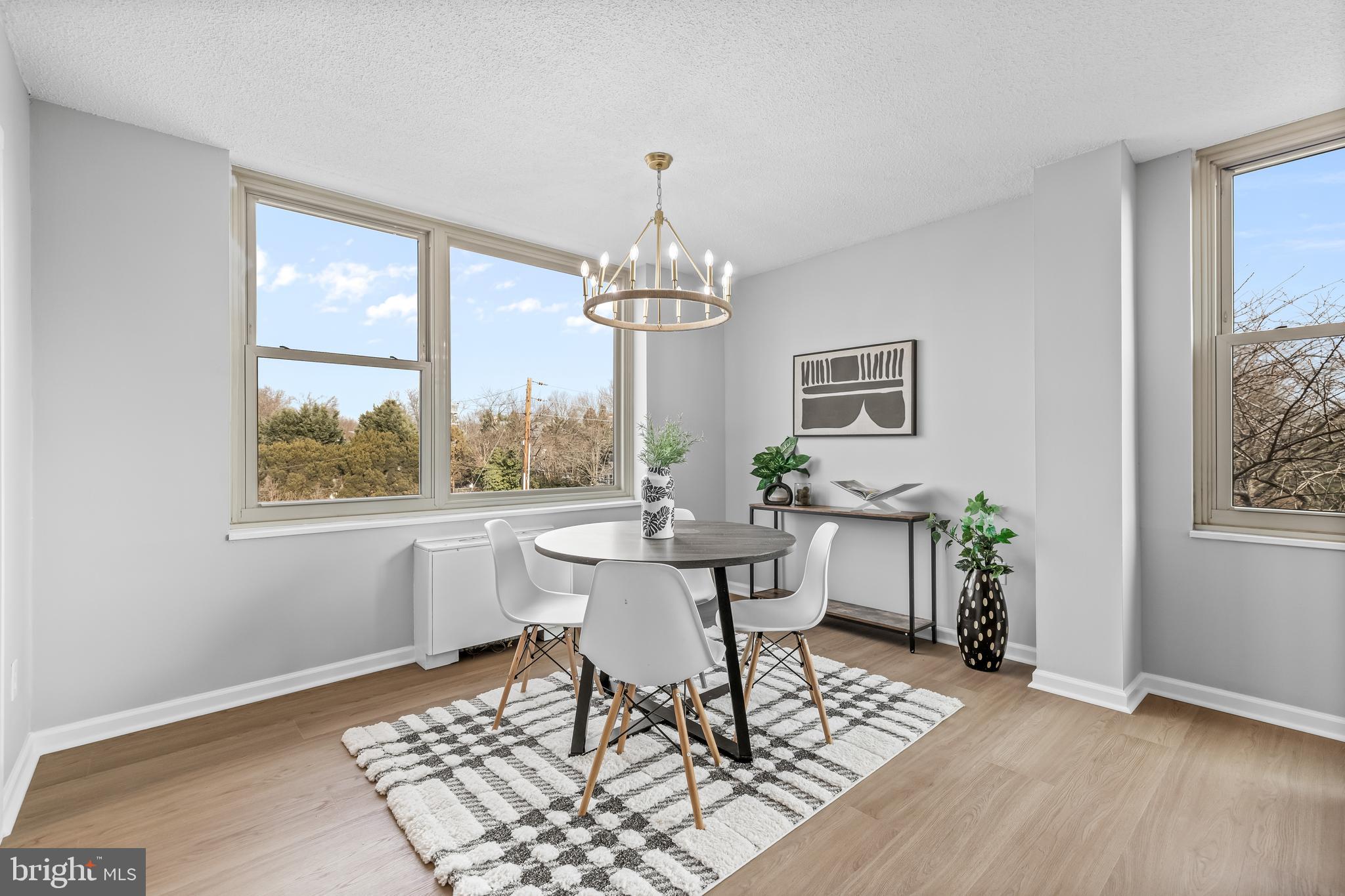 ROLAND PARK - Residential