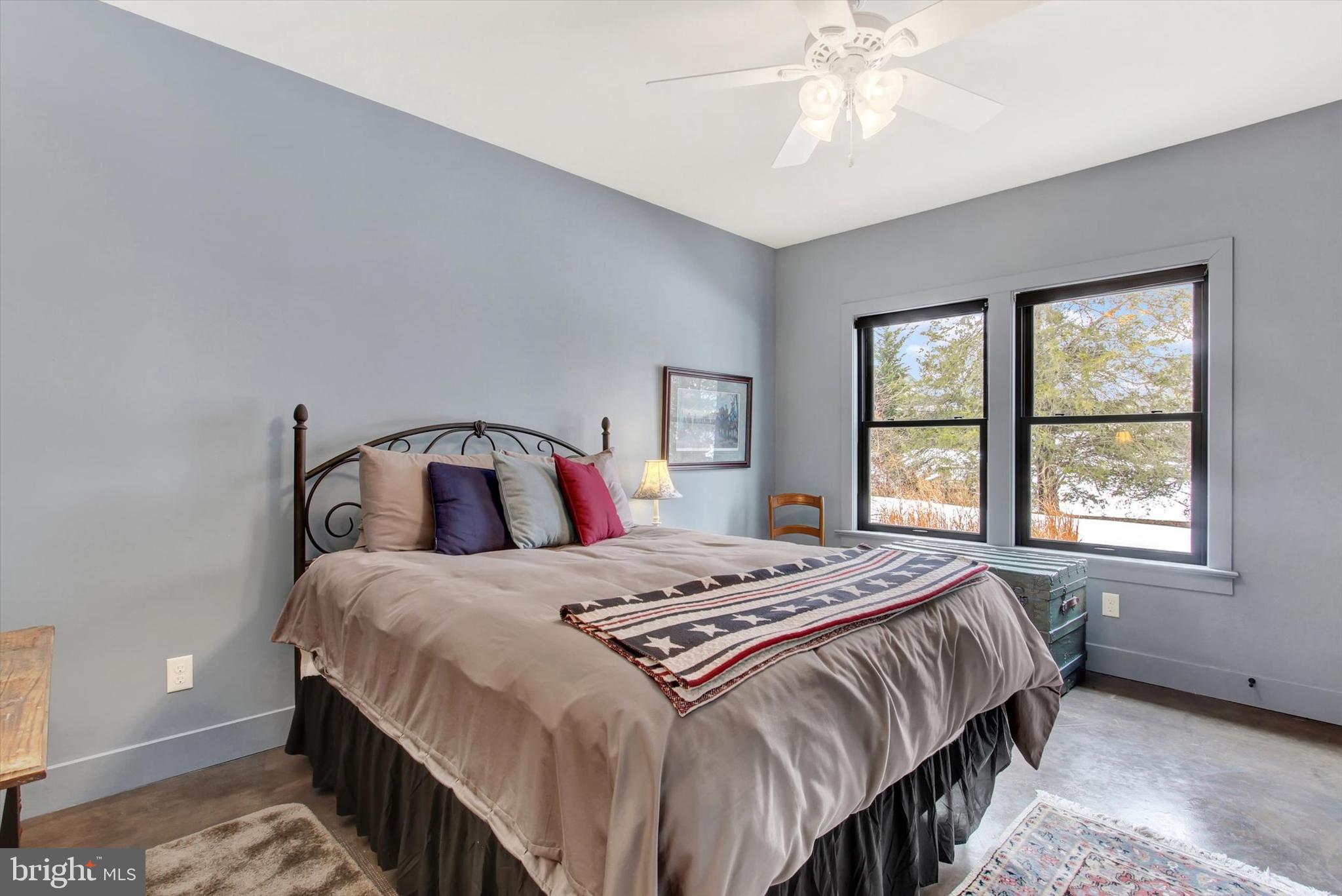 LAKE HERITAGE - Residential