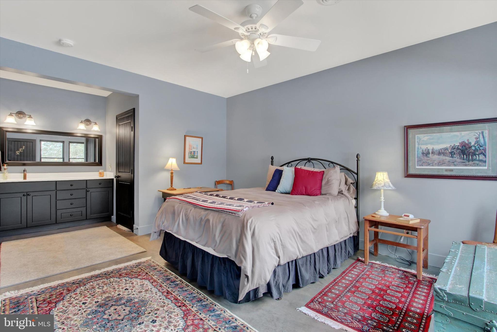 LAKE HERITAGE - Residential