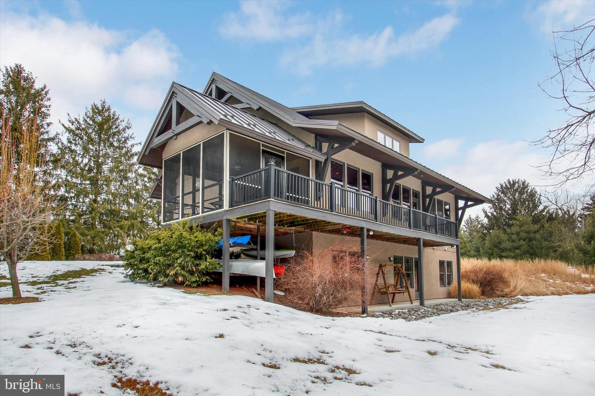 LAKE HERITAGE - Residential