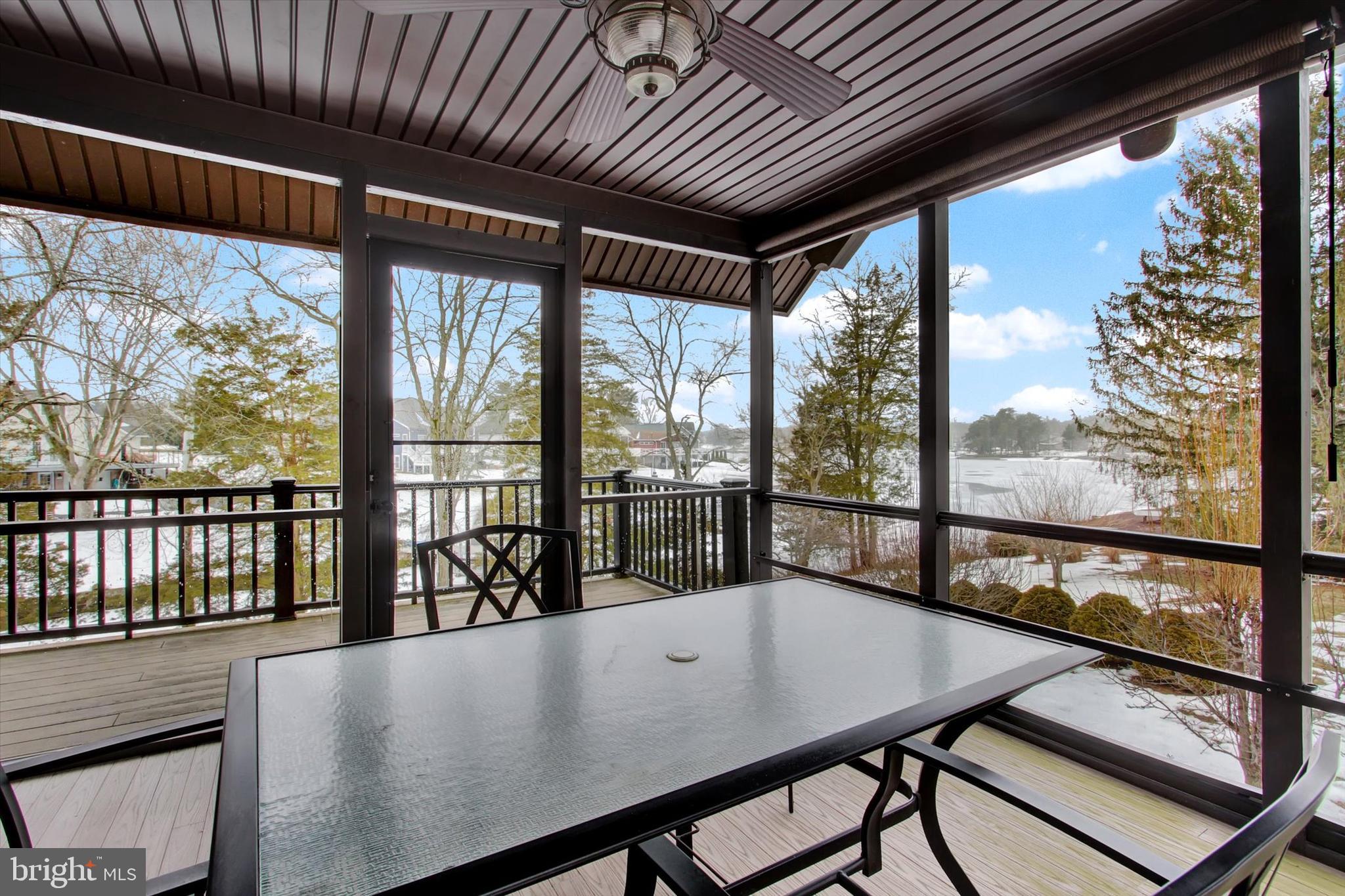 LAKE HERITAGE - Residential