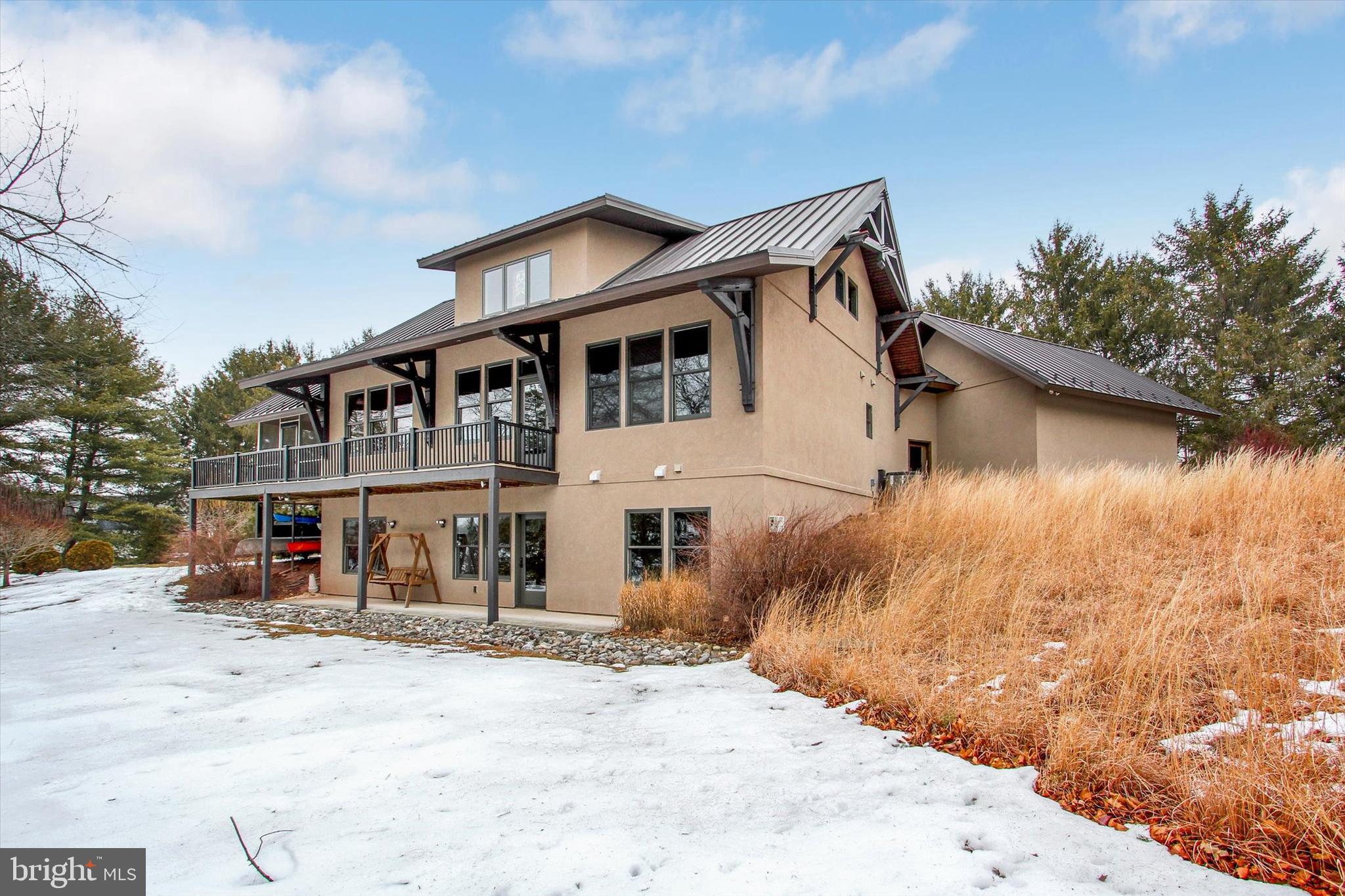 LAKE HERITAGE - Residential