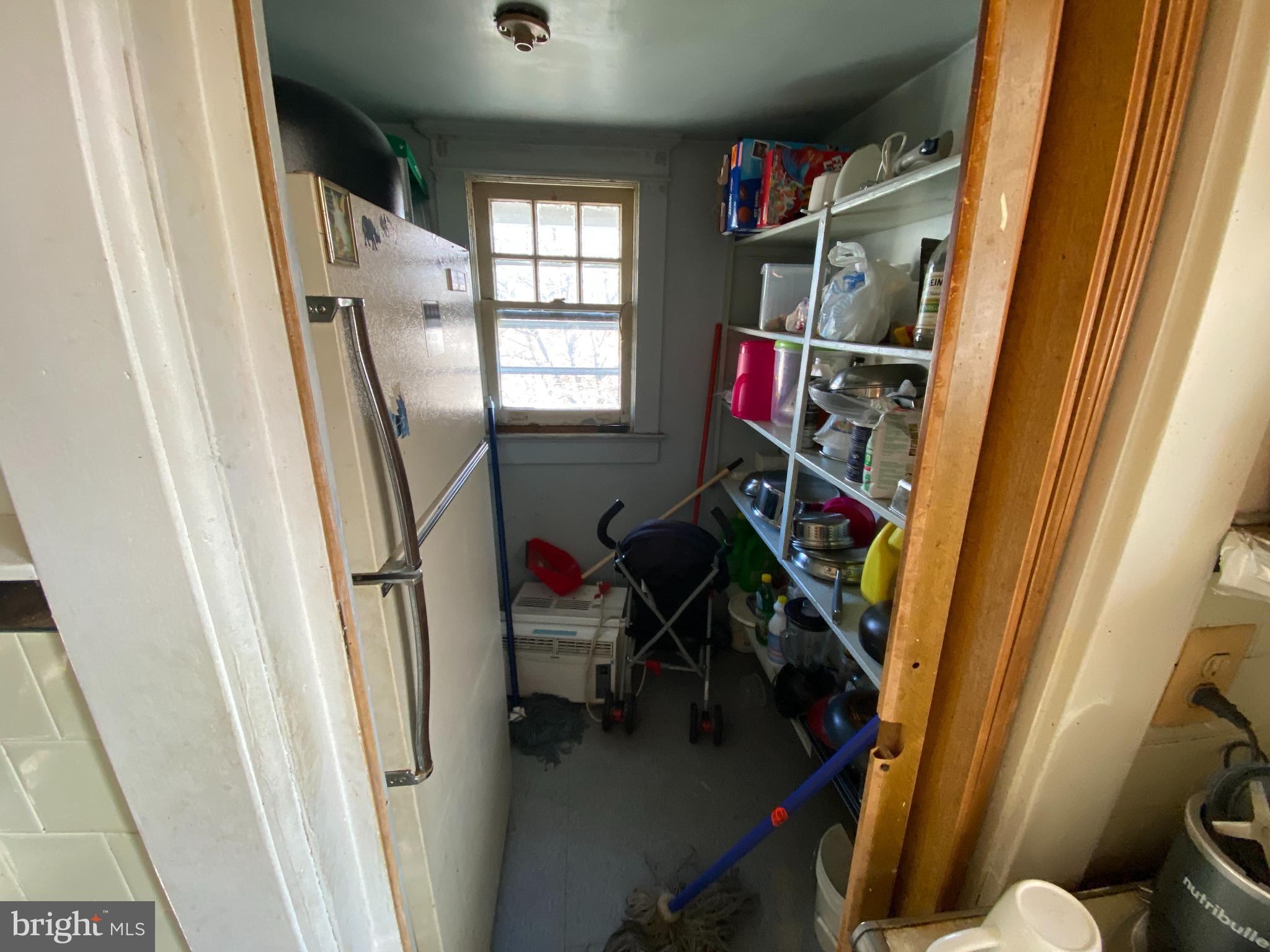 COLMAR MANOR - Residential