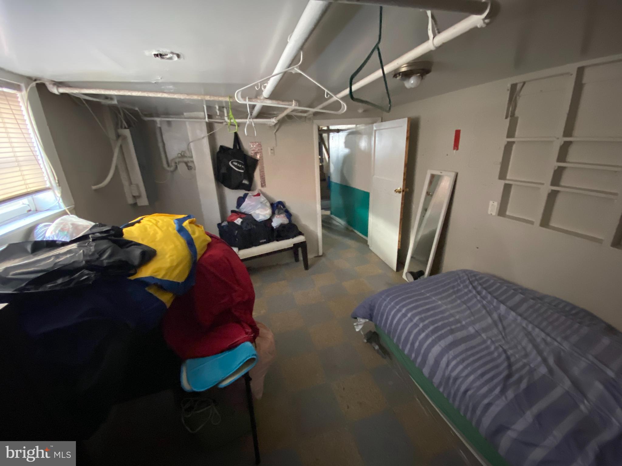 COLMAR MANOR - Residential