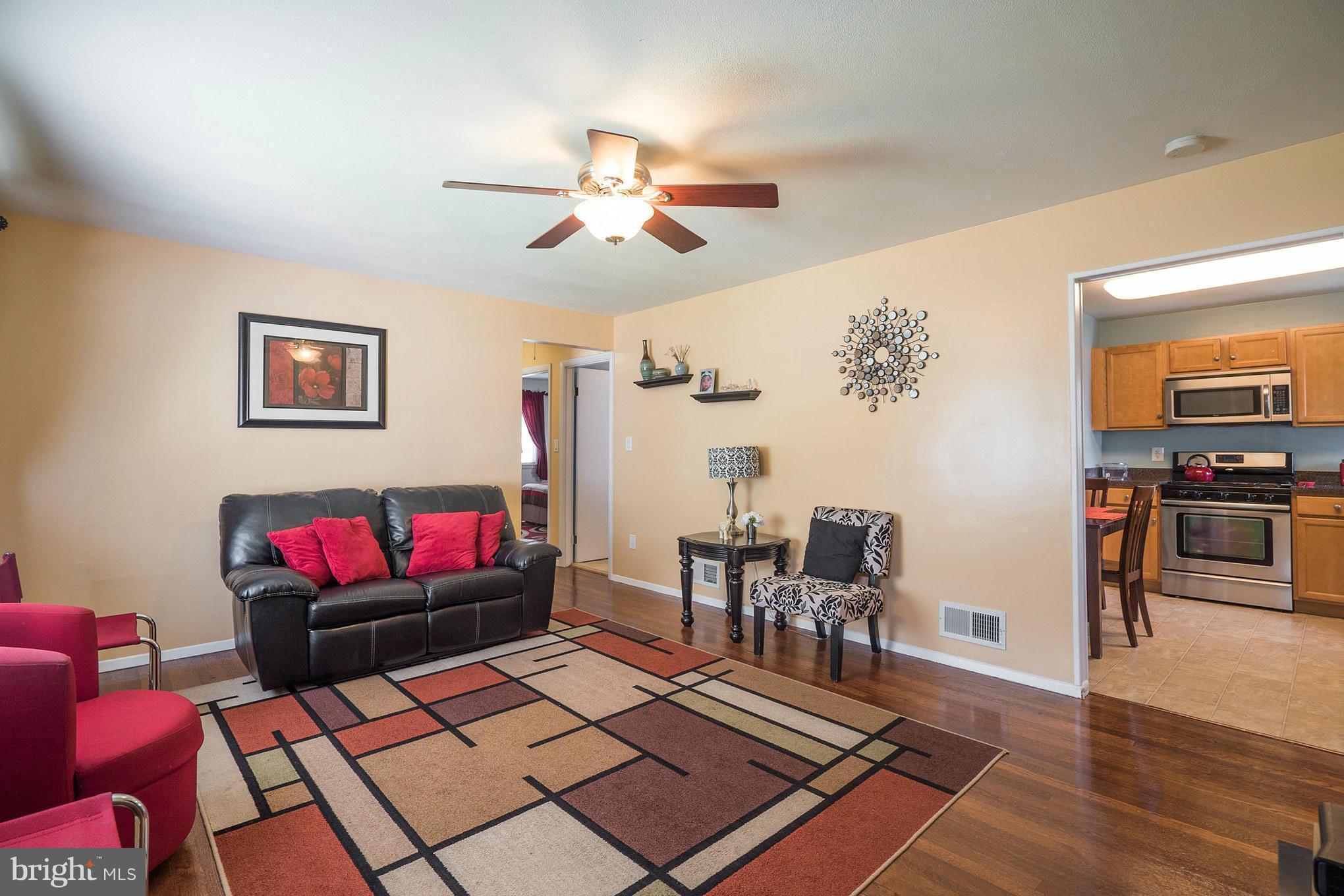 LANHAM WOODS - Residential