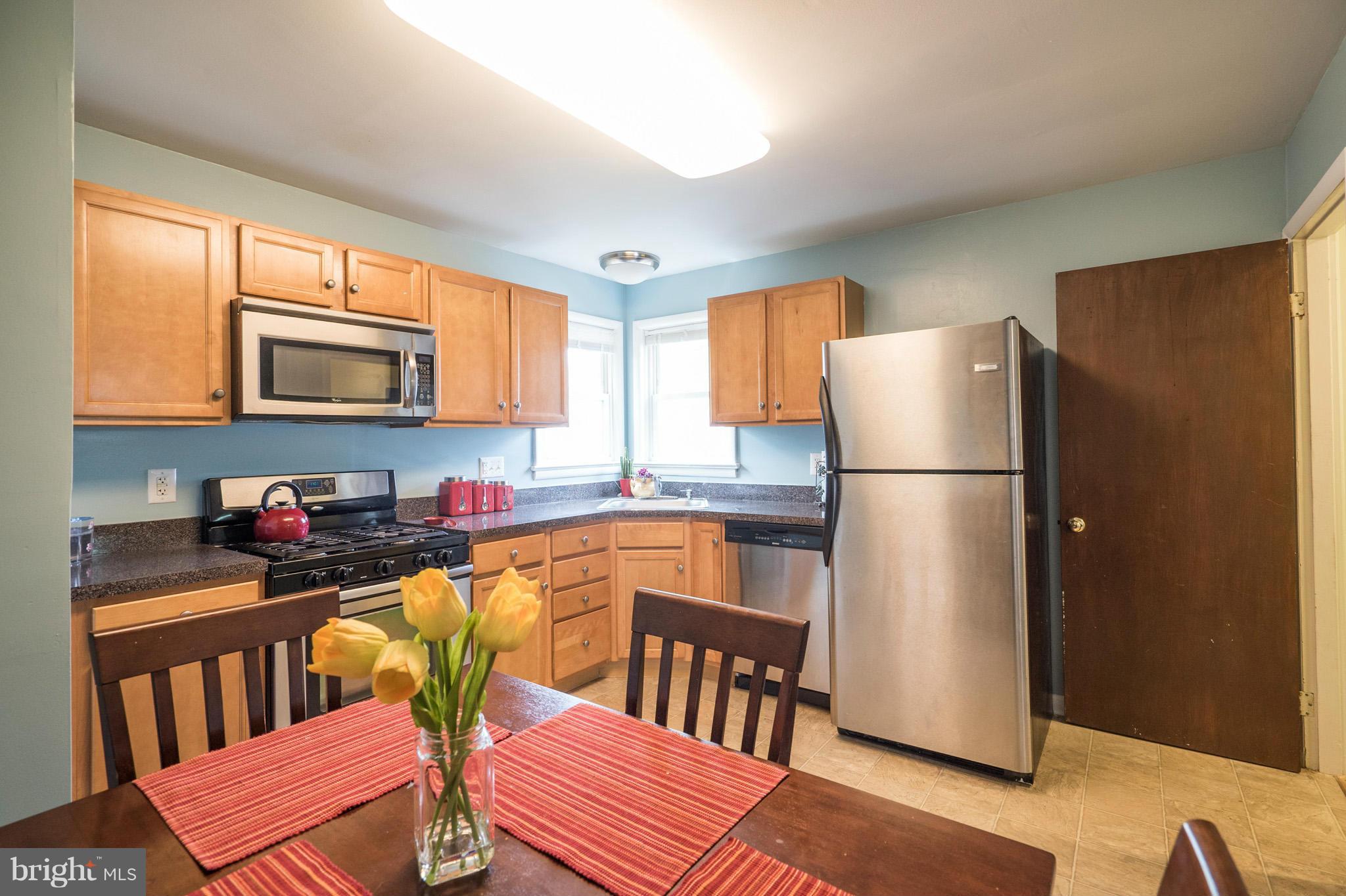 LANHAM WOODS - Residential