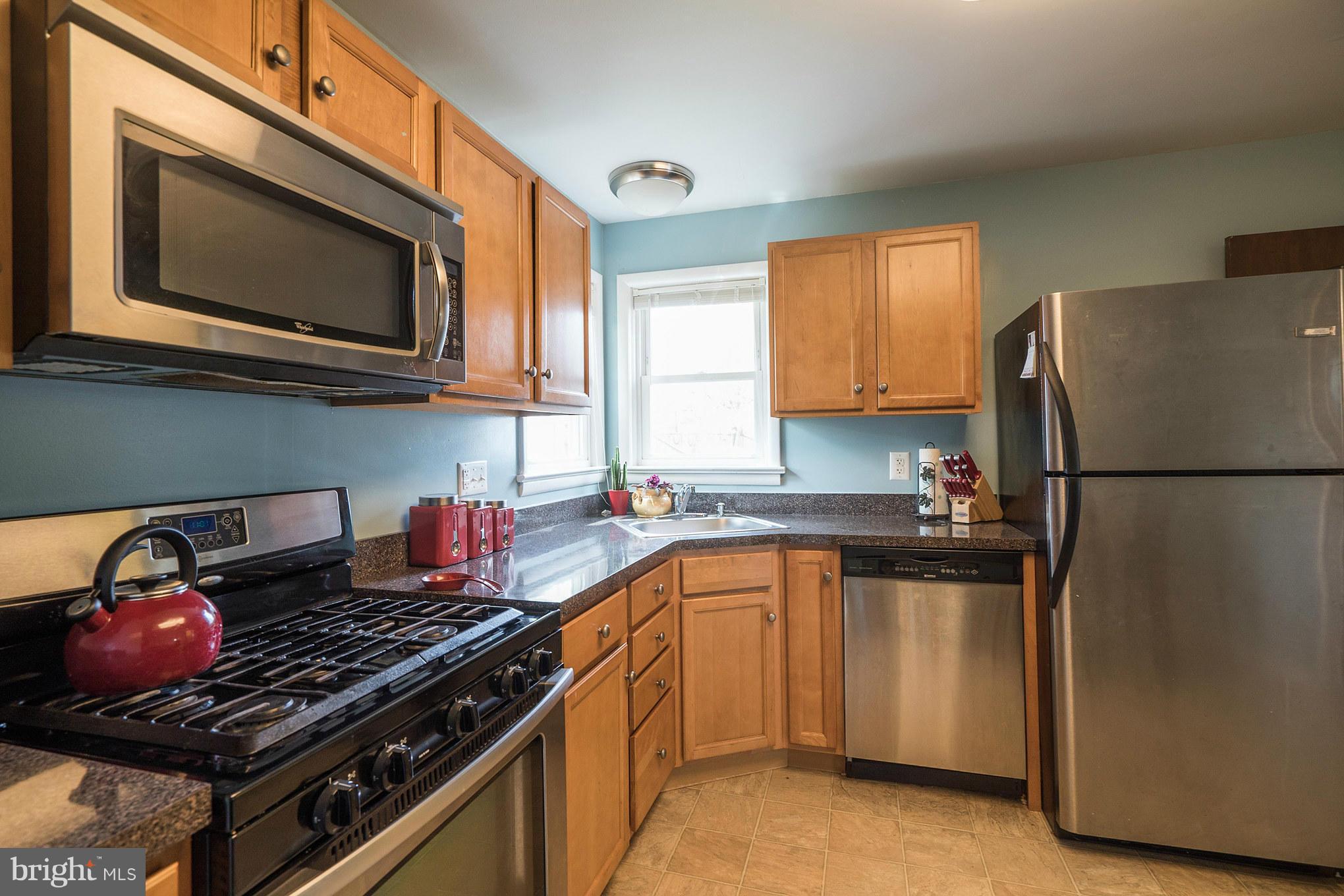 LANHAM WOODS - Residential