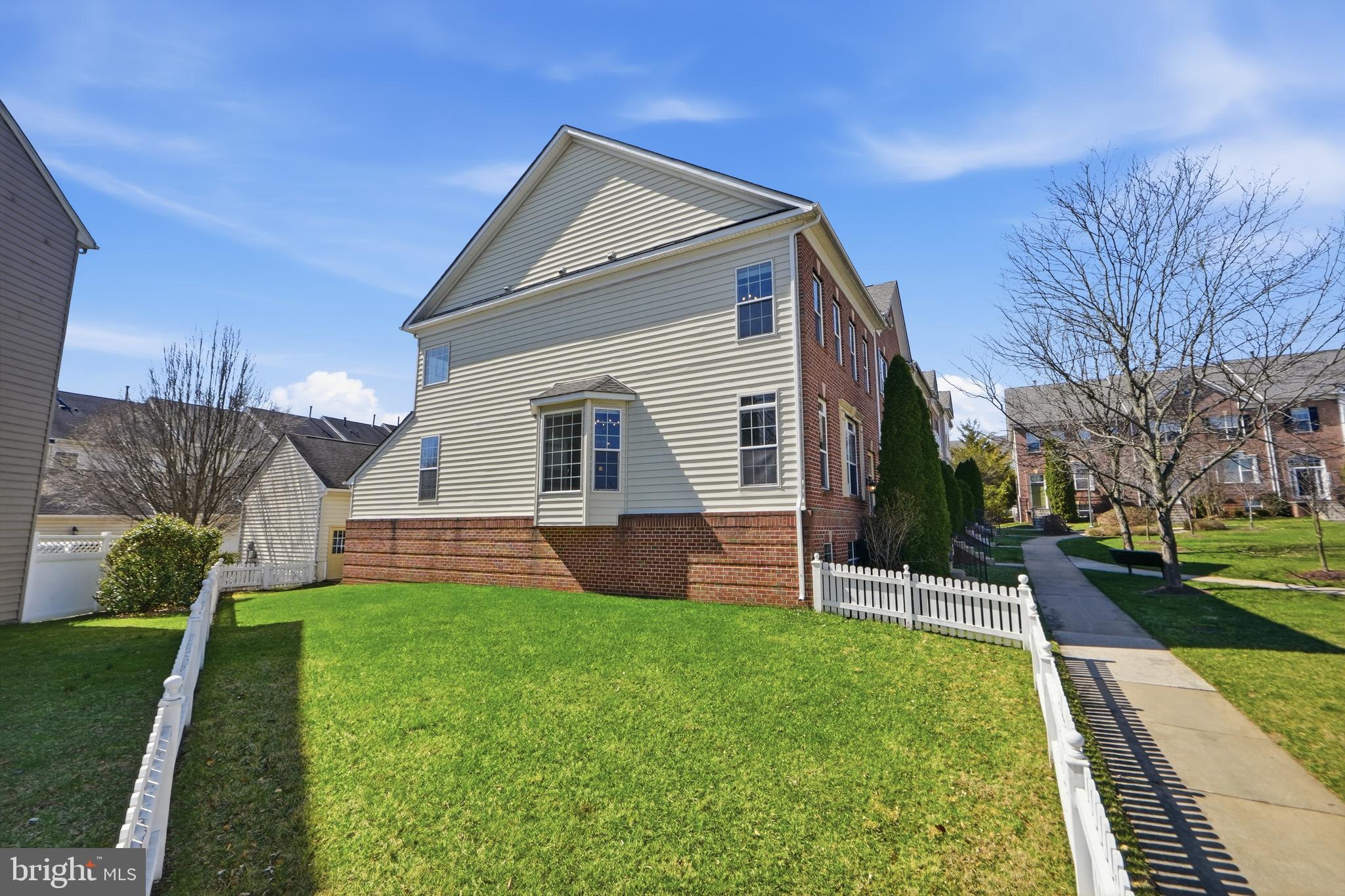 GREENWAY VILLAGE - Residential