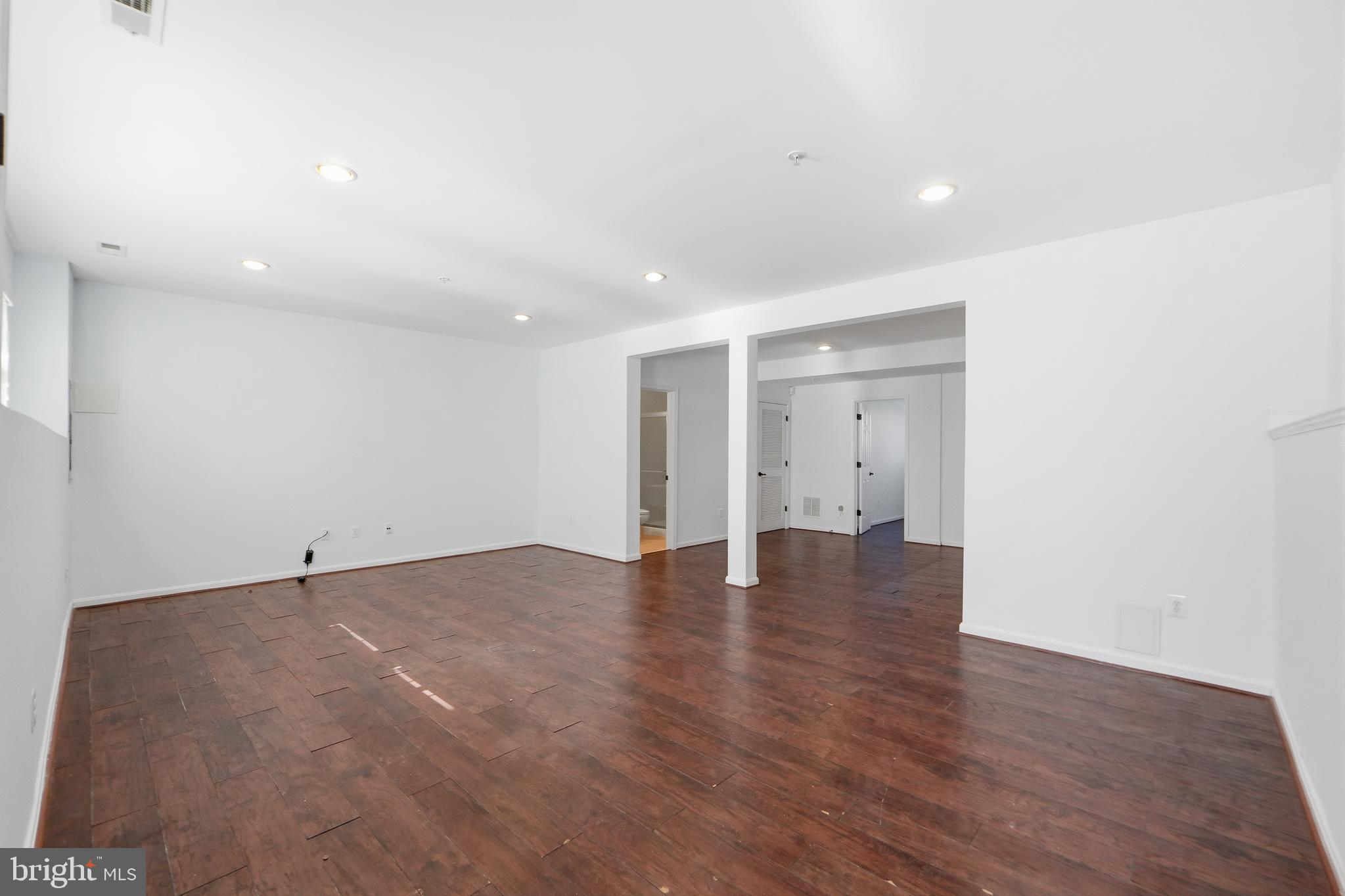 GREENWAY VILLAGE - Residential