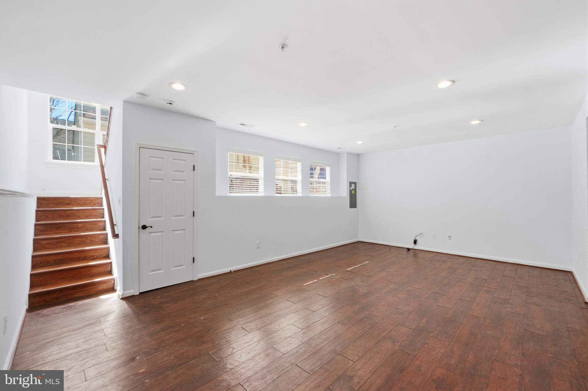 GREENWAY VILLAGE - Residential