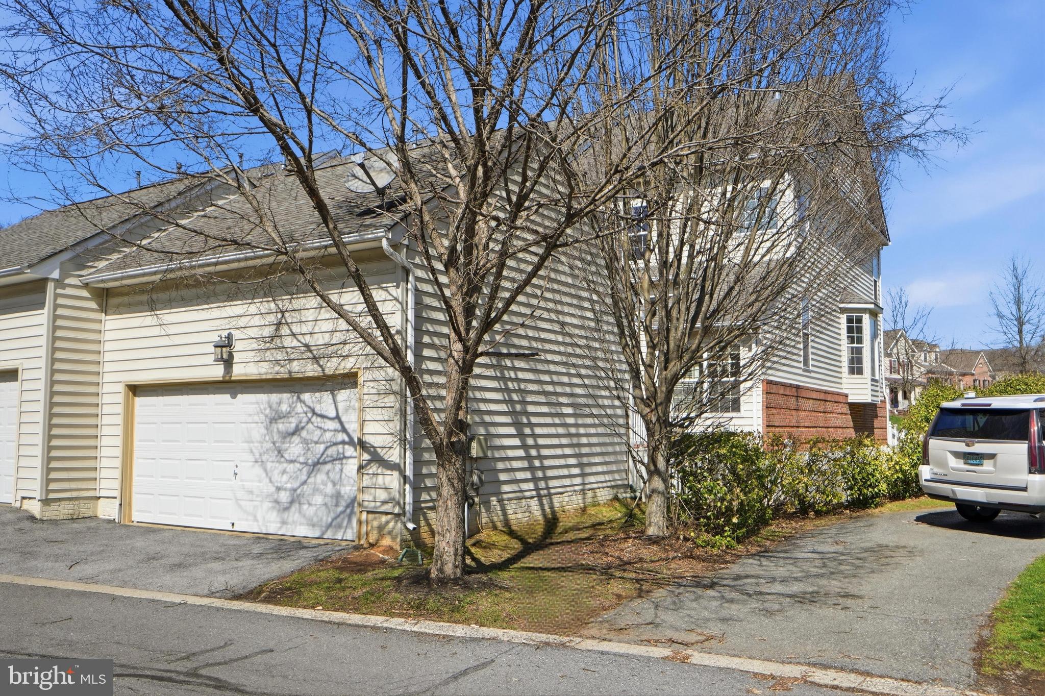 GREENWAY VILLAGE - Residential