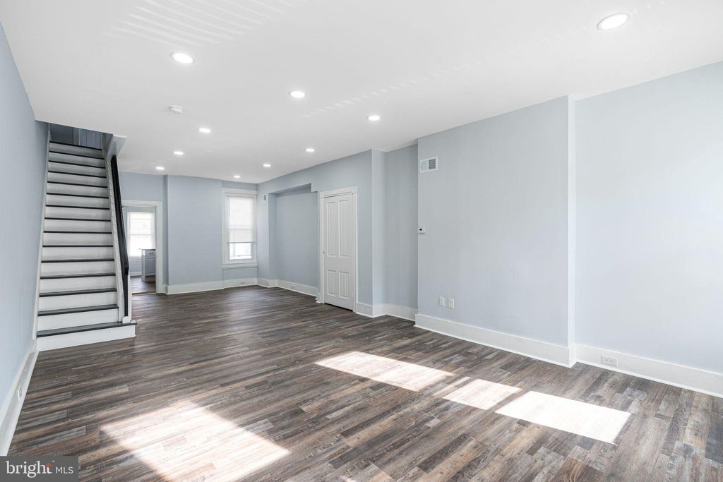 Photo of 725 W Lafayette Street, NORRISTOWN, PA 19401 (MLS # PAMC2158558)