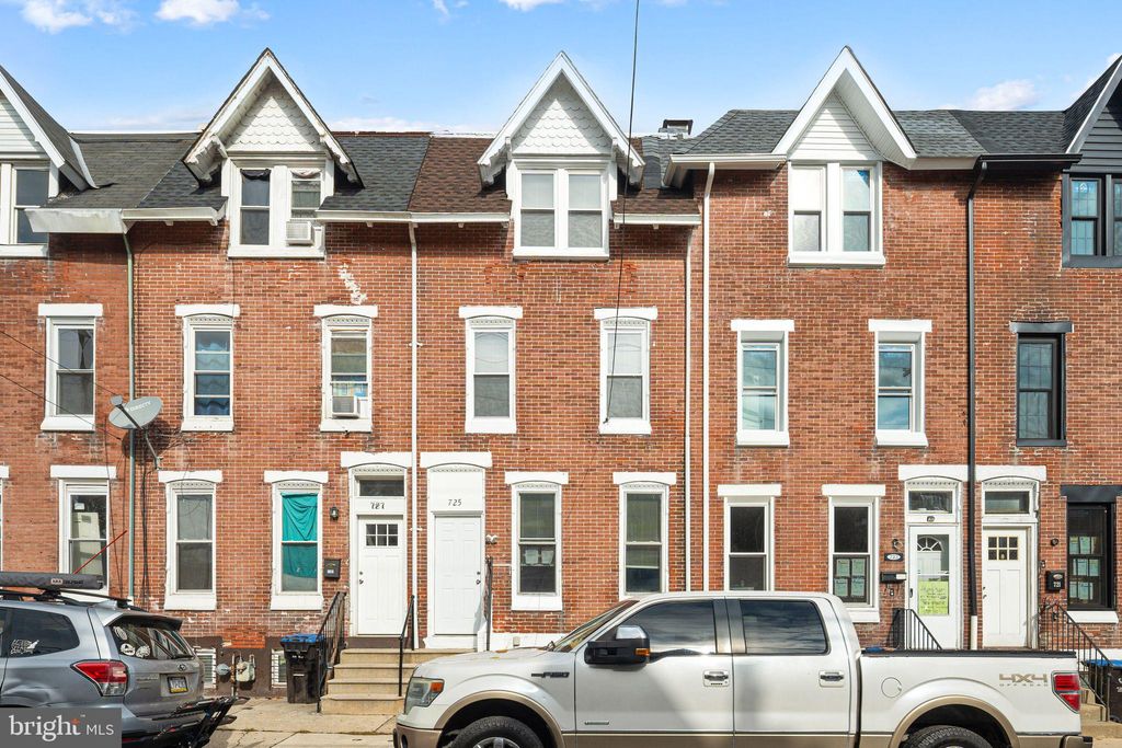 Photo of 725 W Lafayette Street, NORRISTOWN, PA 19401 (MLS # PAMC2158558)