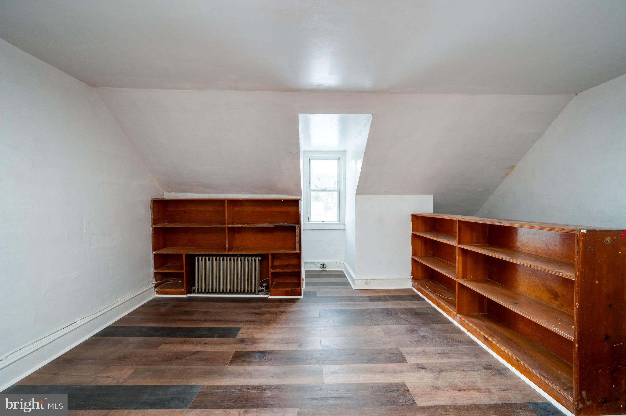 NEW PHILADELPHIA - Residential