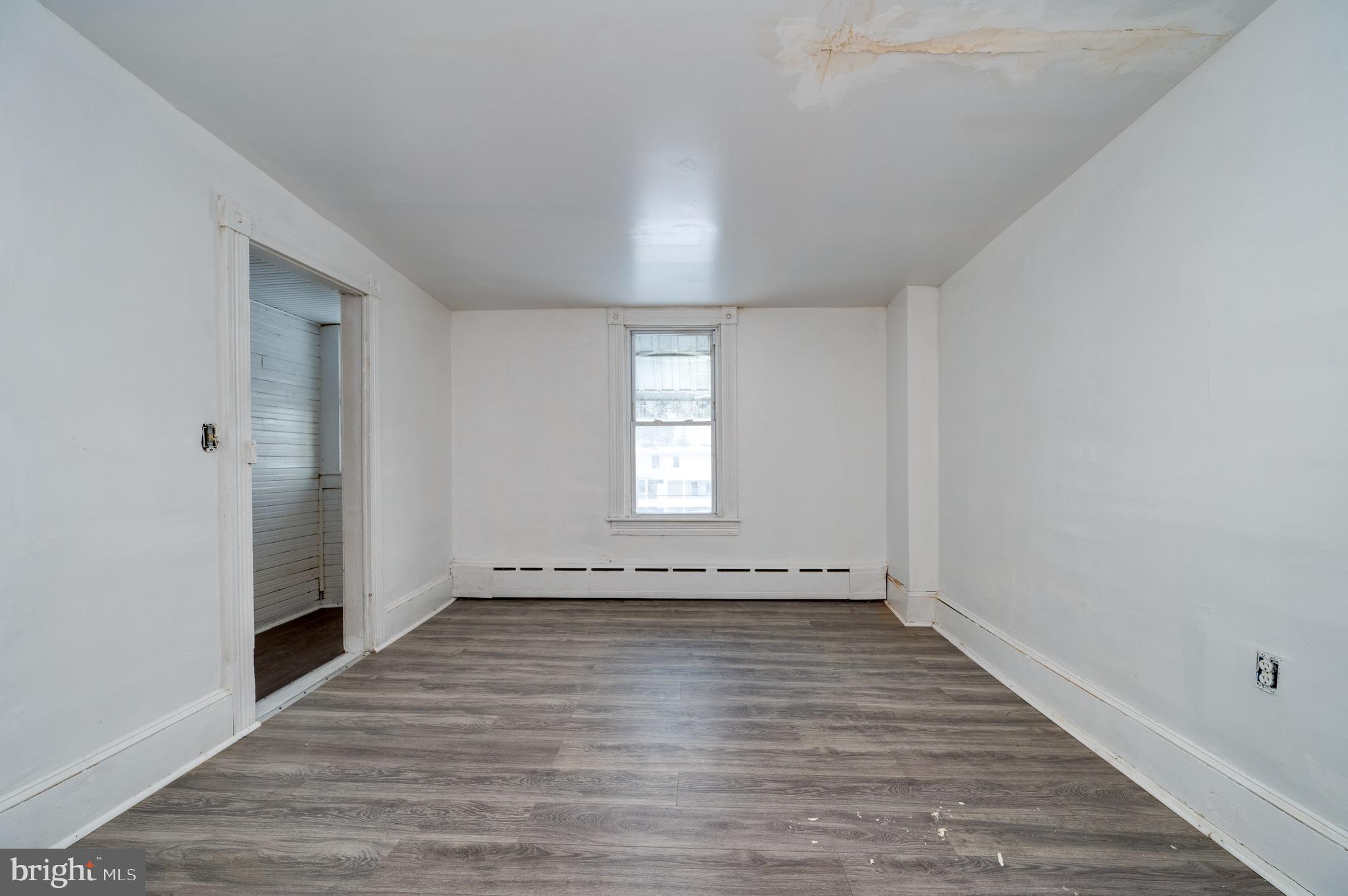 NEW PHILADELPHIA - Residential