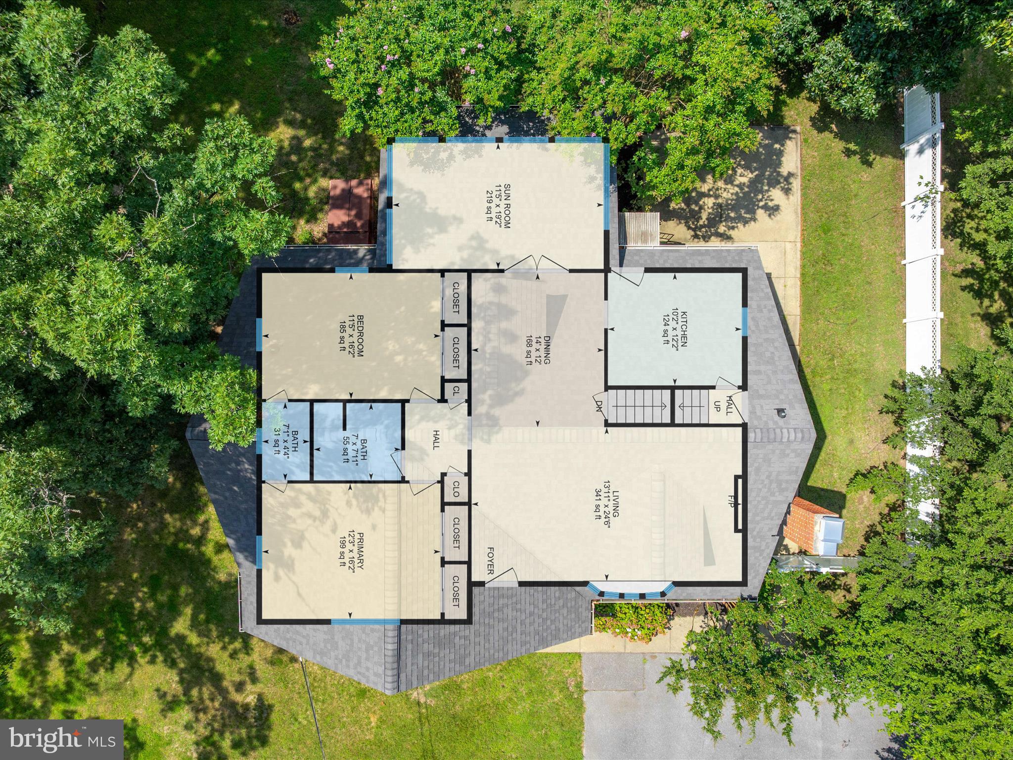 Main image without alt text