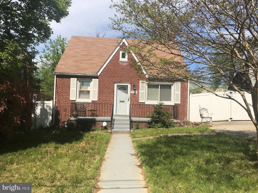 This One will not Last Long!! This property features 3 bedrooms, 2 full bath, separate living and dining room, family room, basement, deck, shed, and lots lots more.