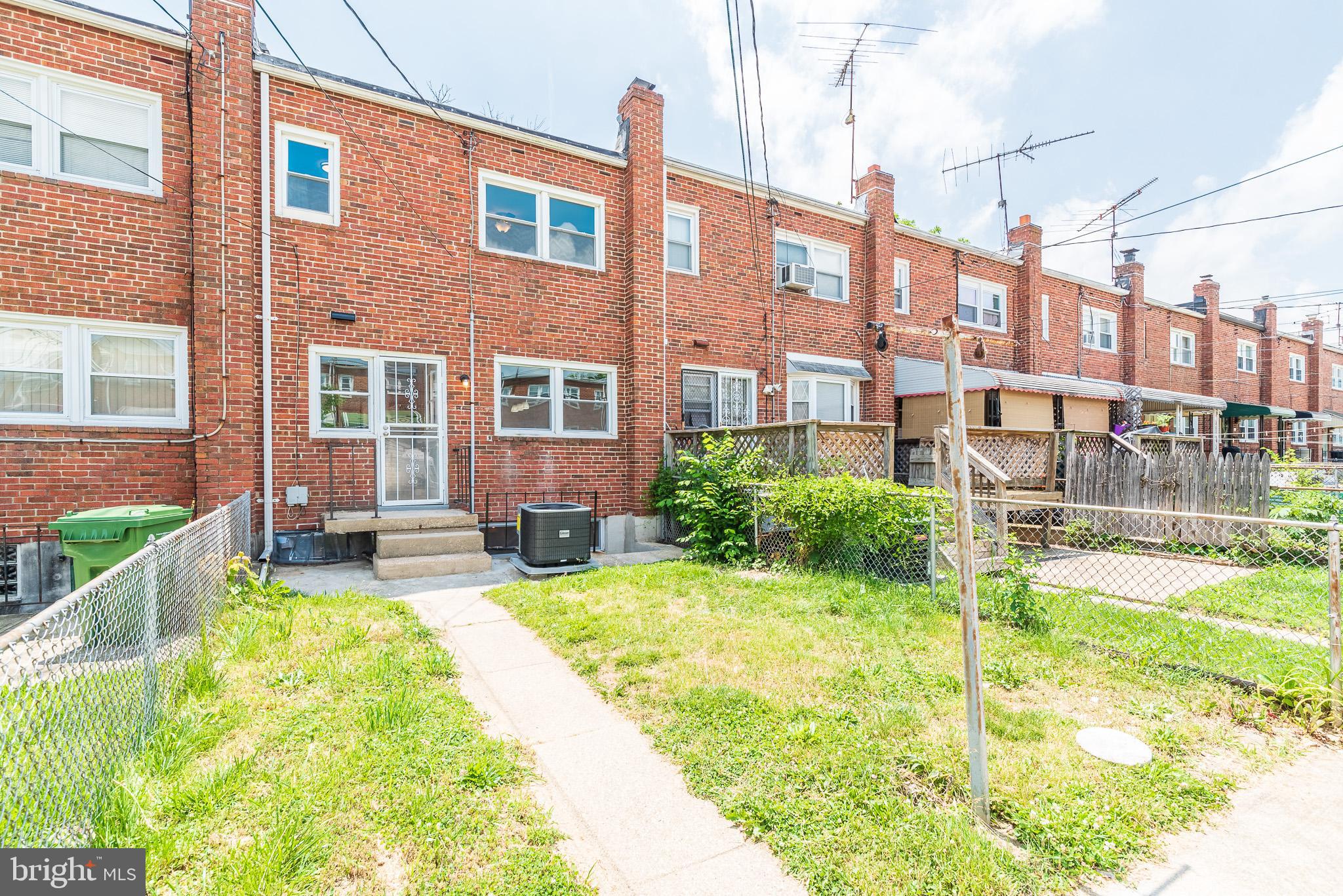 PARKSIDE - Residential