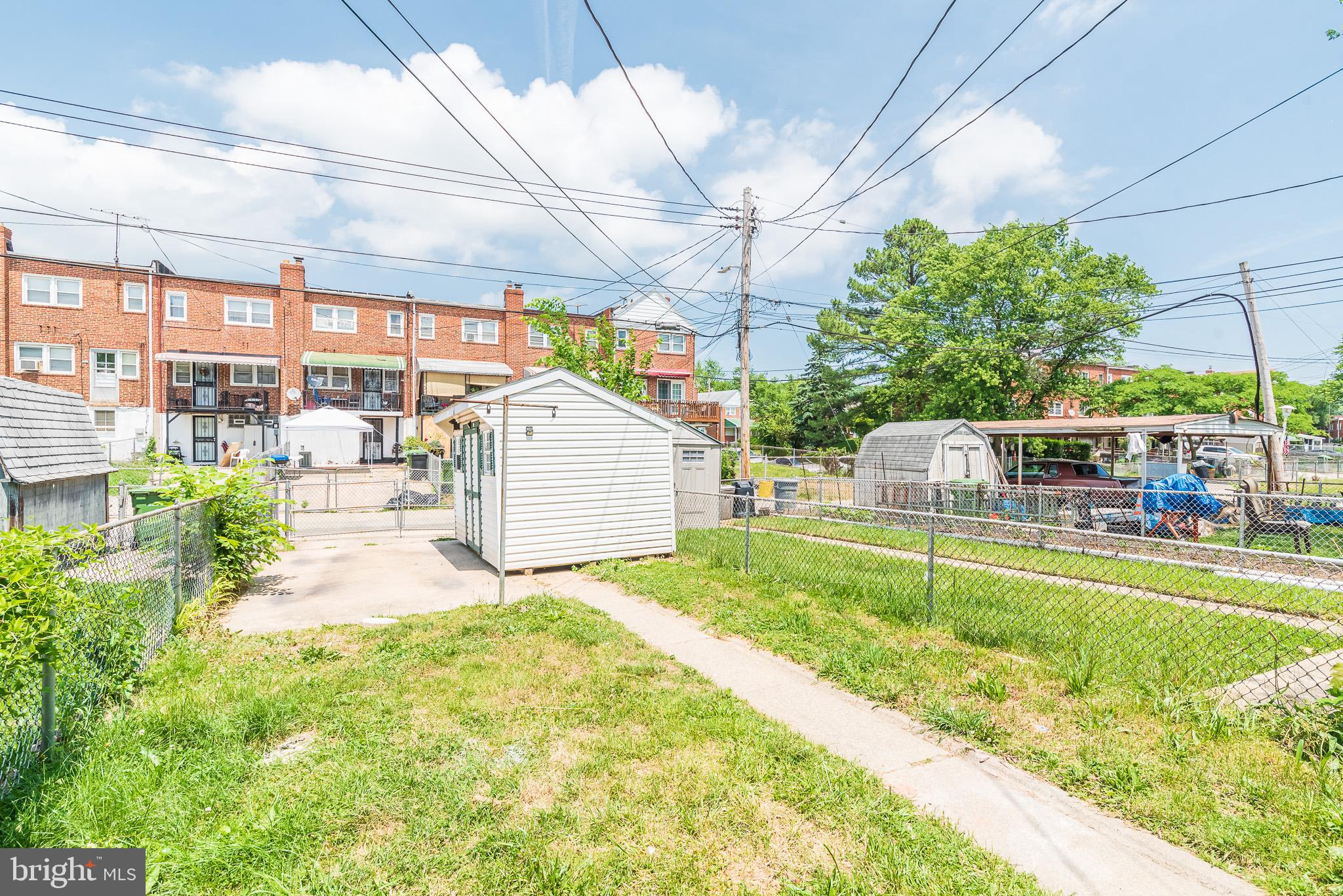 PARKSIDE - Residential