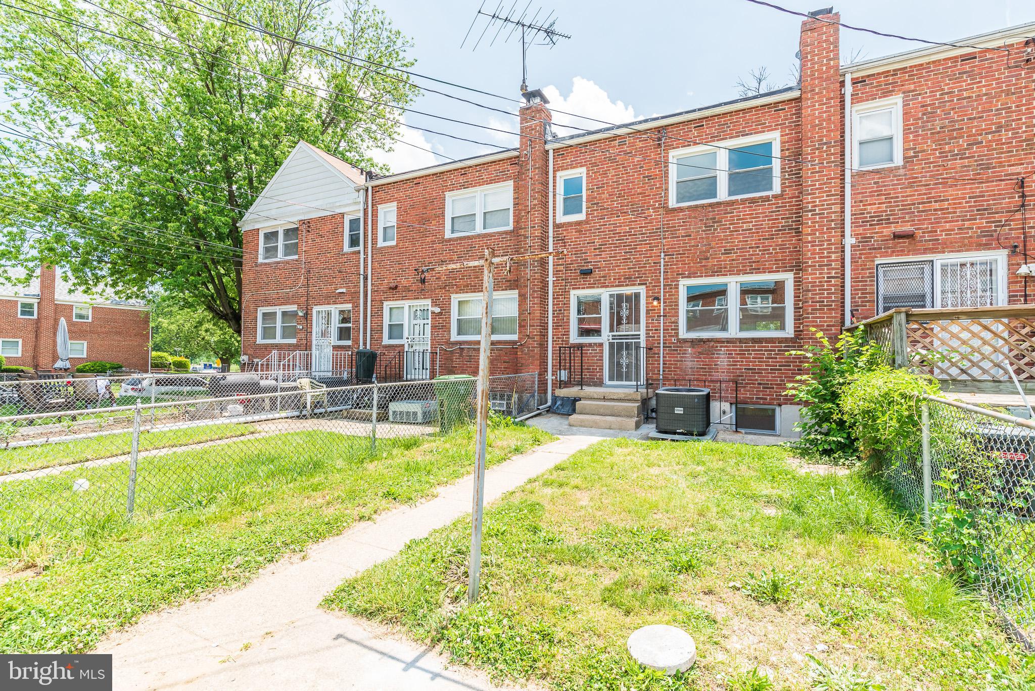 PARKSIDE - Residential