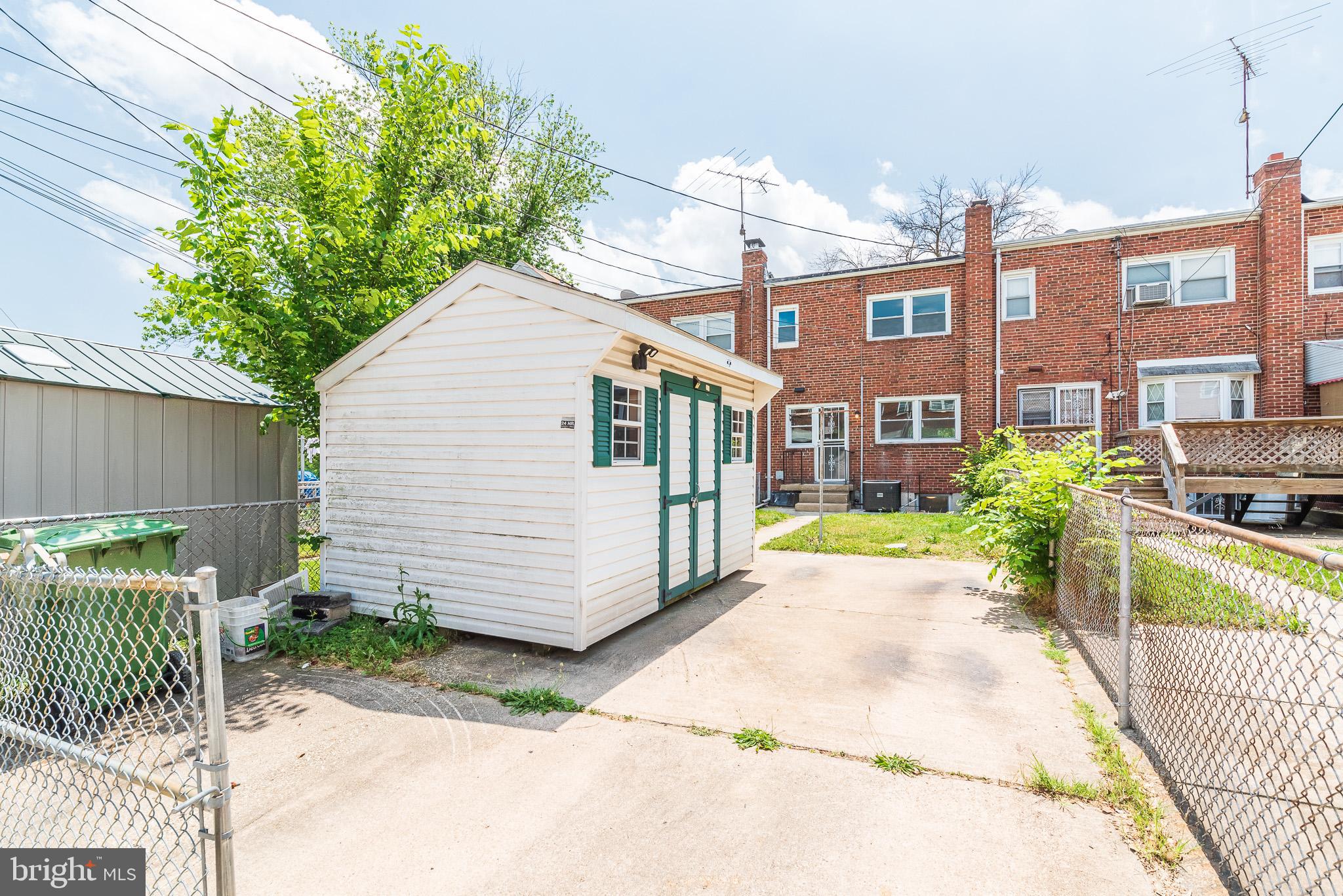 PARKSIDE - Residential