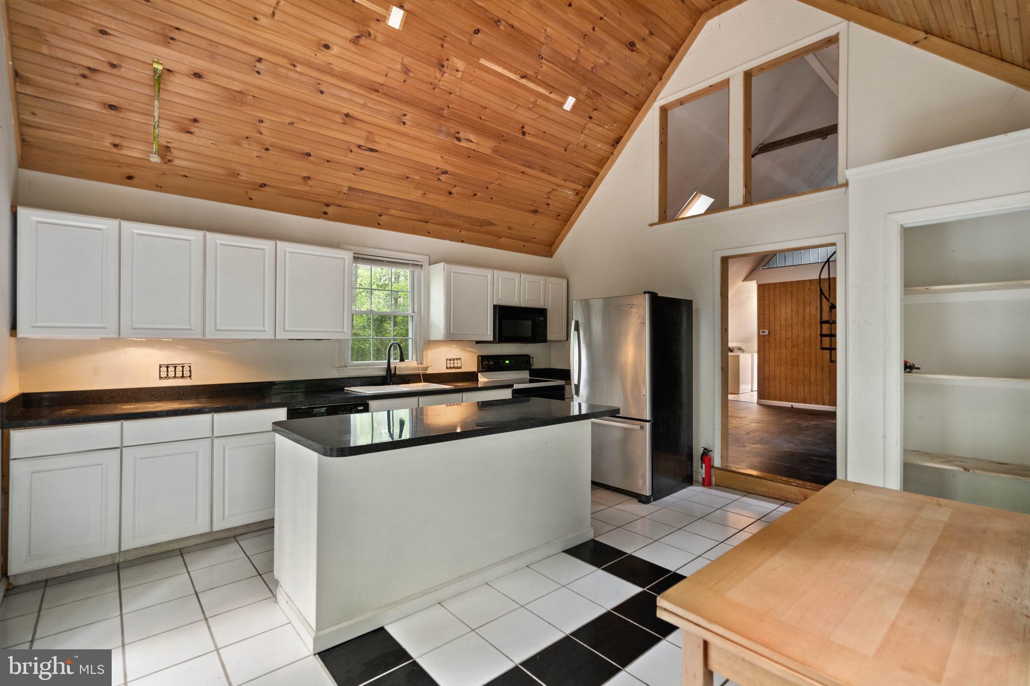 RITTER'S HIDDEN VALLEY - Residential