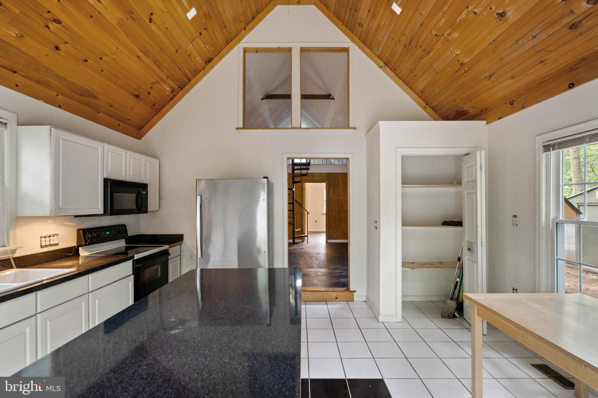 RITTER'S HIDDEN VALLEY - Residential