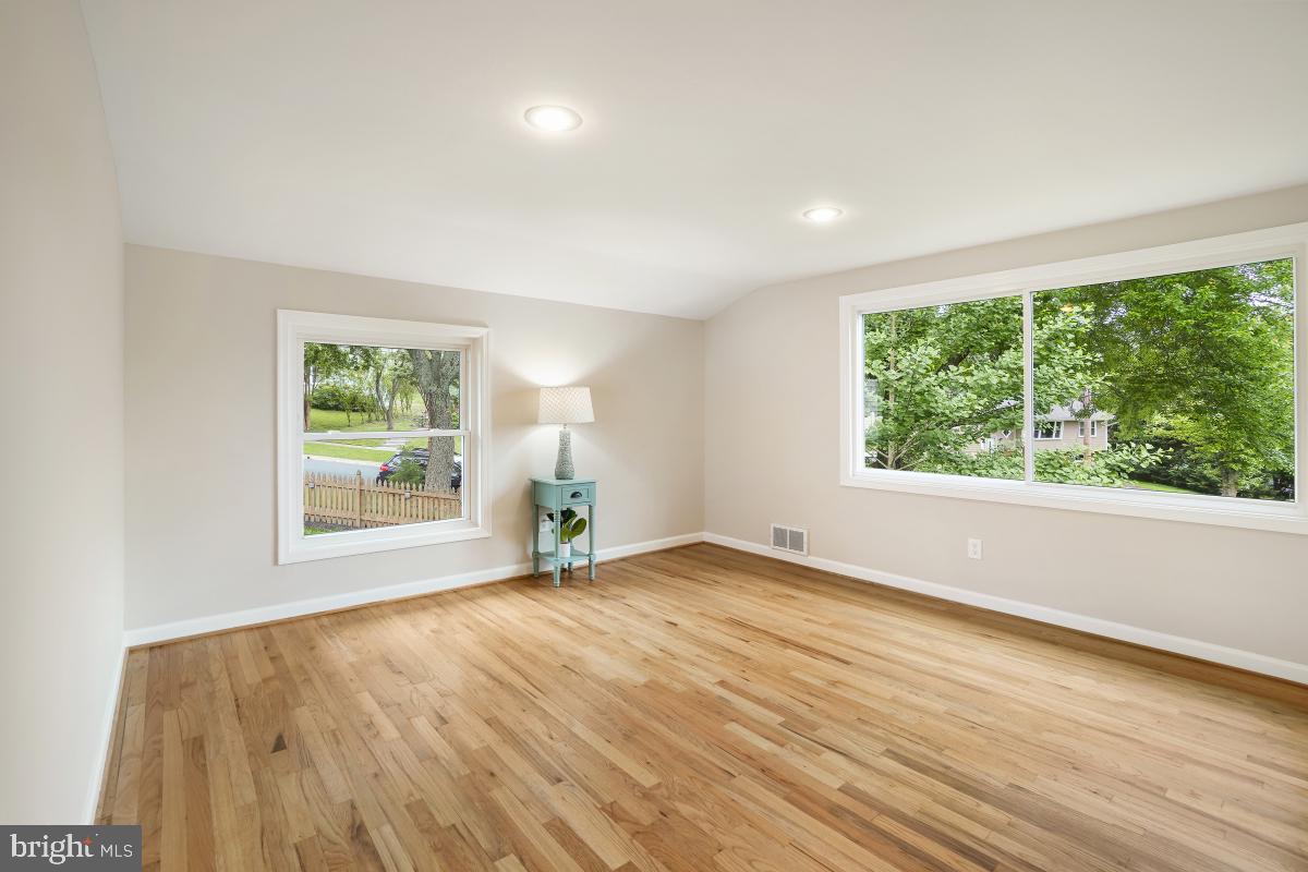 HUNGERFORD - Residential