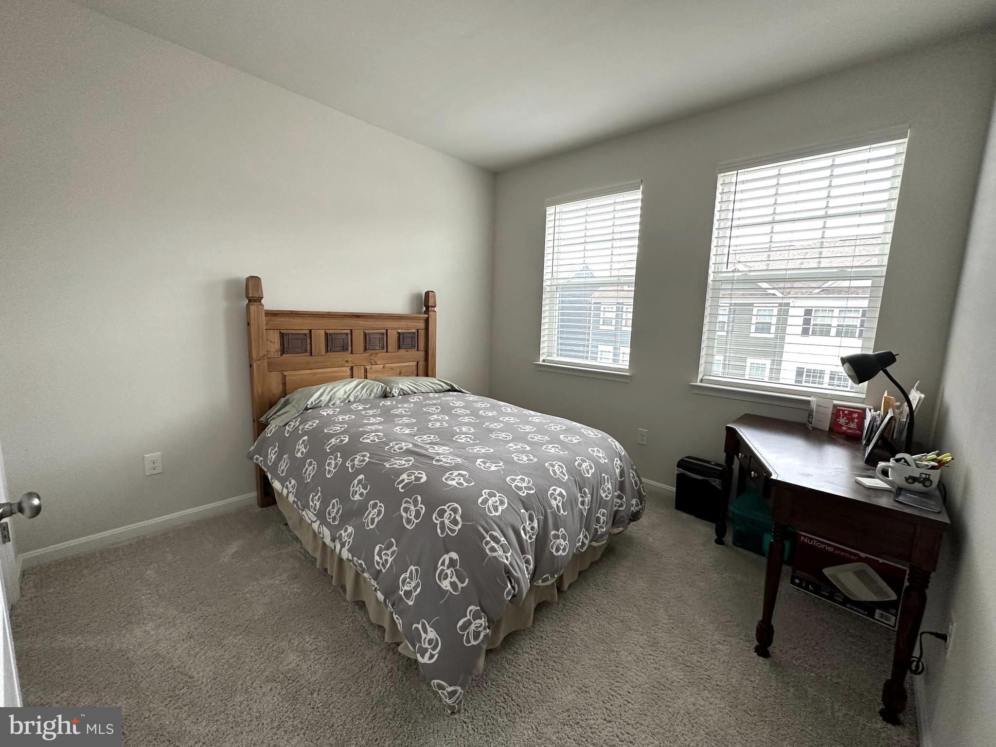 SEVERN MEADOWS - Residential