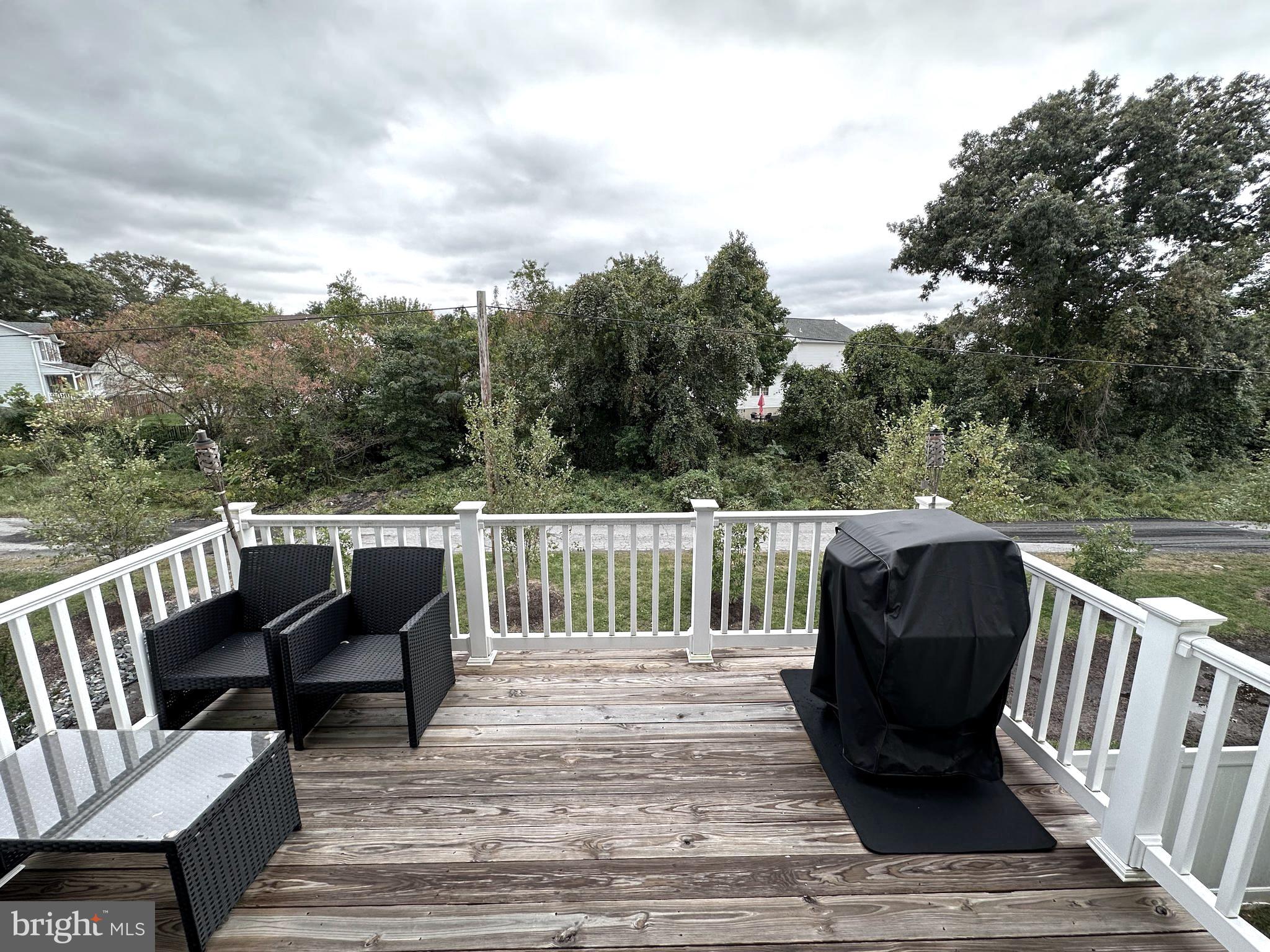 SEVERN MEADOWS - Residential