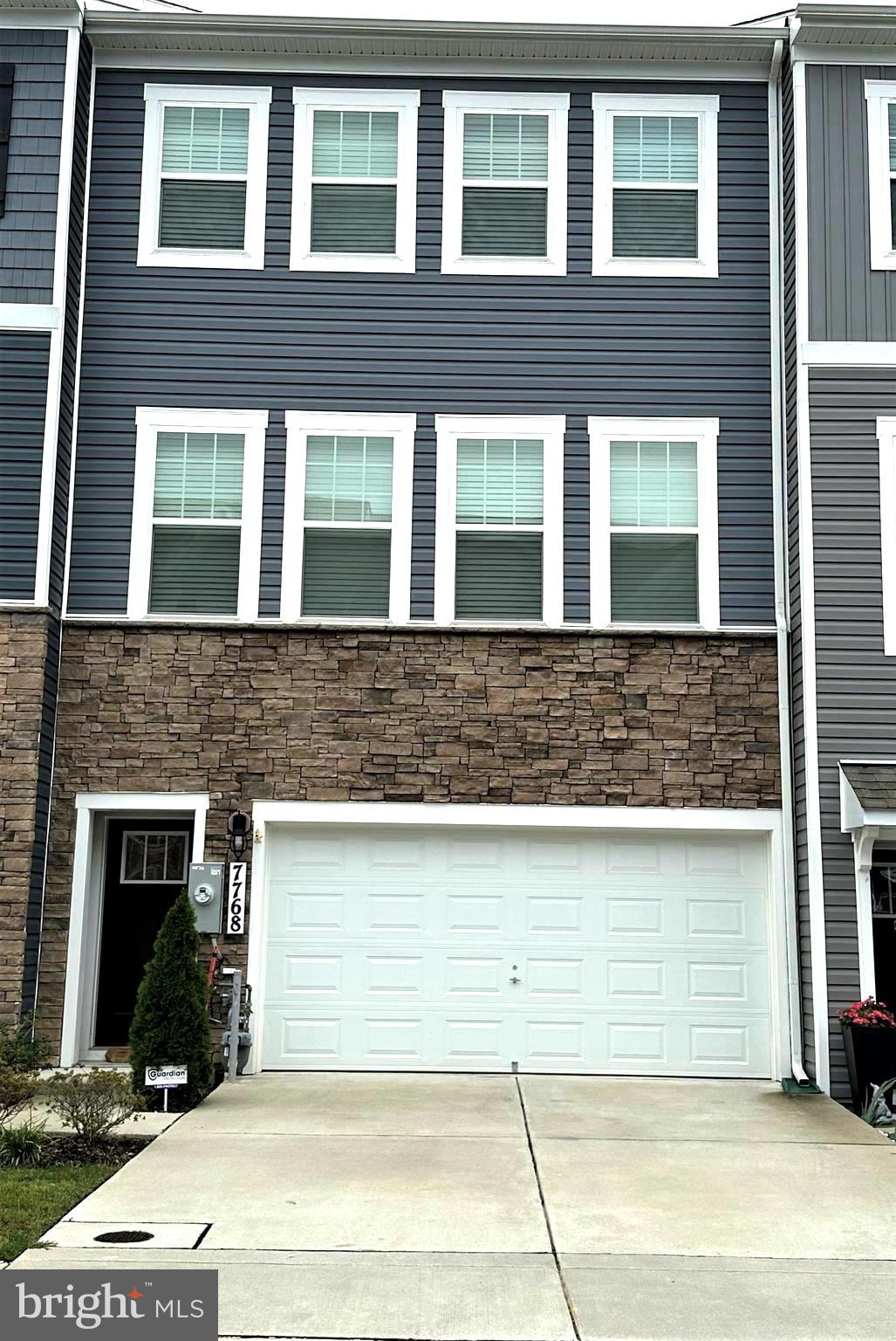 SEVERN MEADOWS - Residential