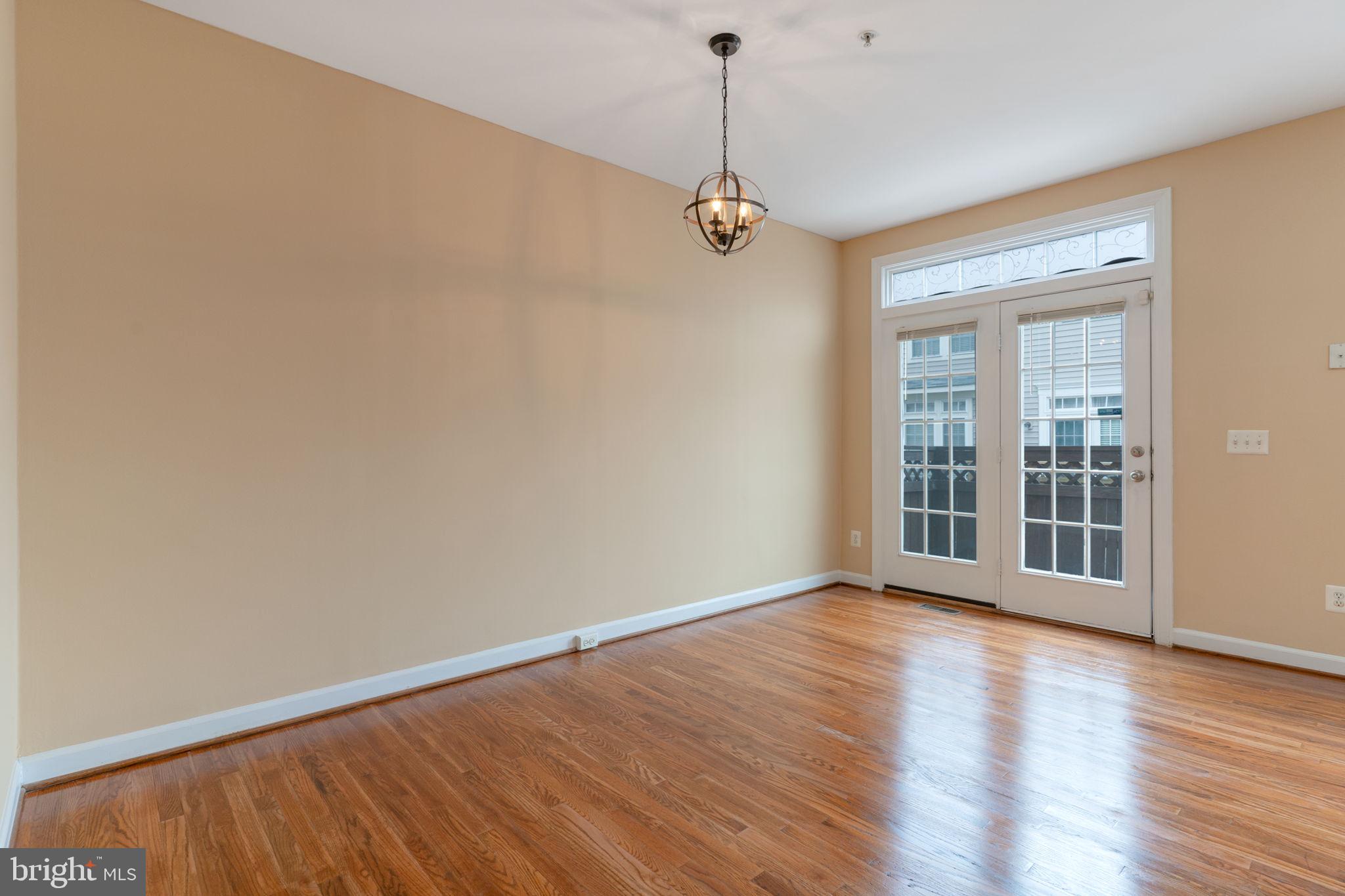 SUMMERS GROVE - Residential Lease