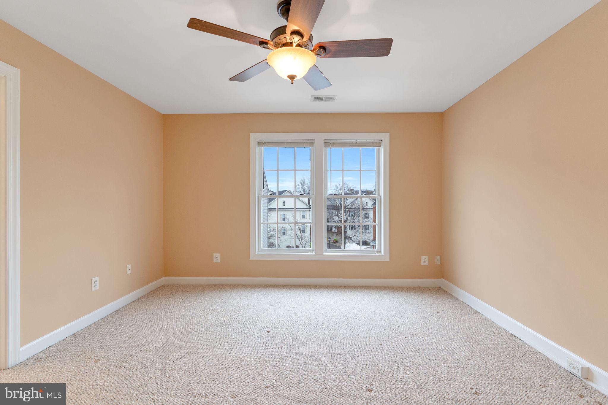 SUMMERS GROVE - Residential Lease