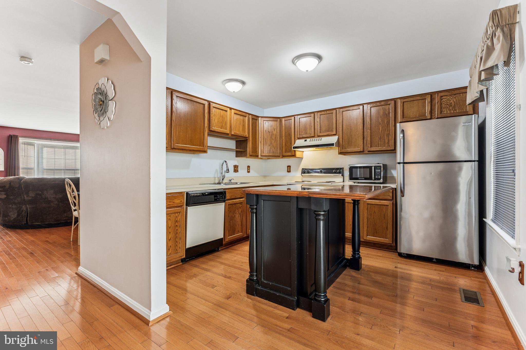 SUNNINGDALE MEADOWS - Residential