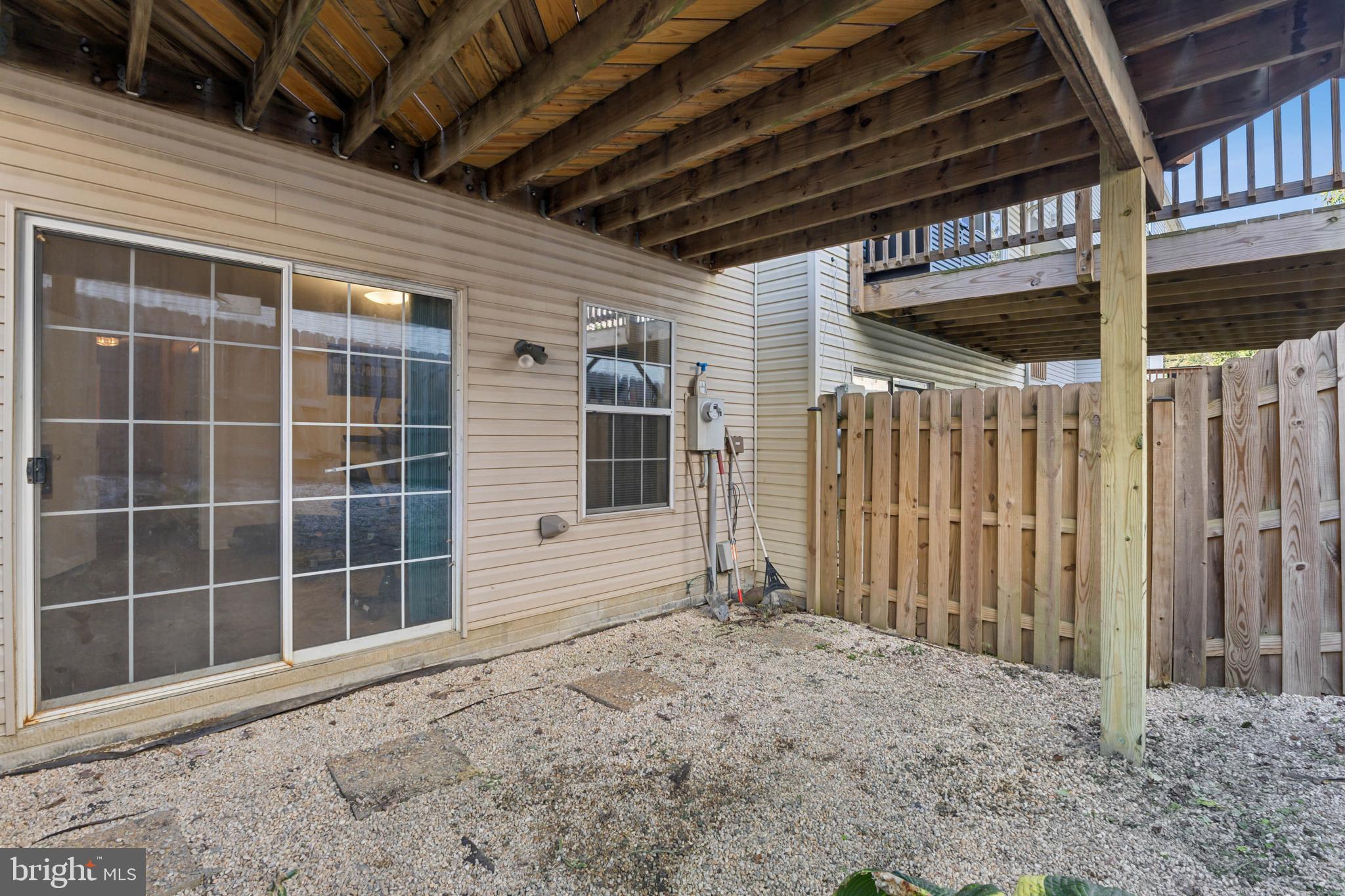 SUNNINGDALE MEADOWS - Residential