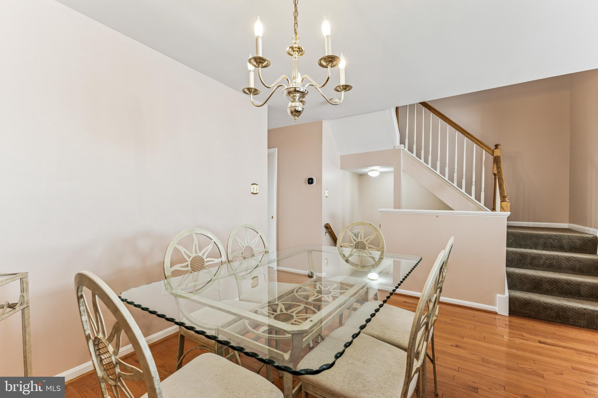 SUNNINGDALE MEADOWS - Residential