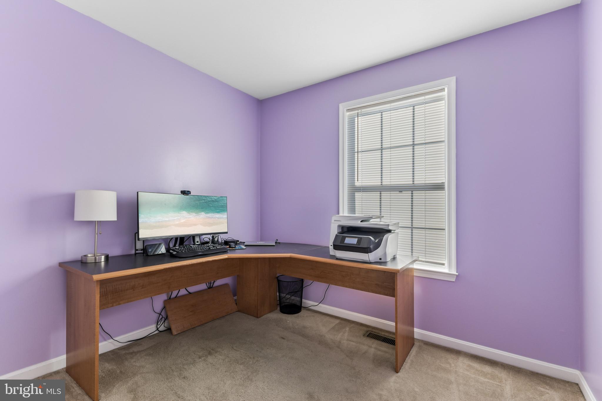 SUNNINGDALE MEADOWS - Residential