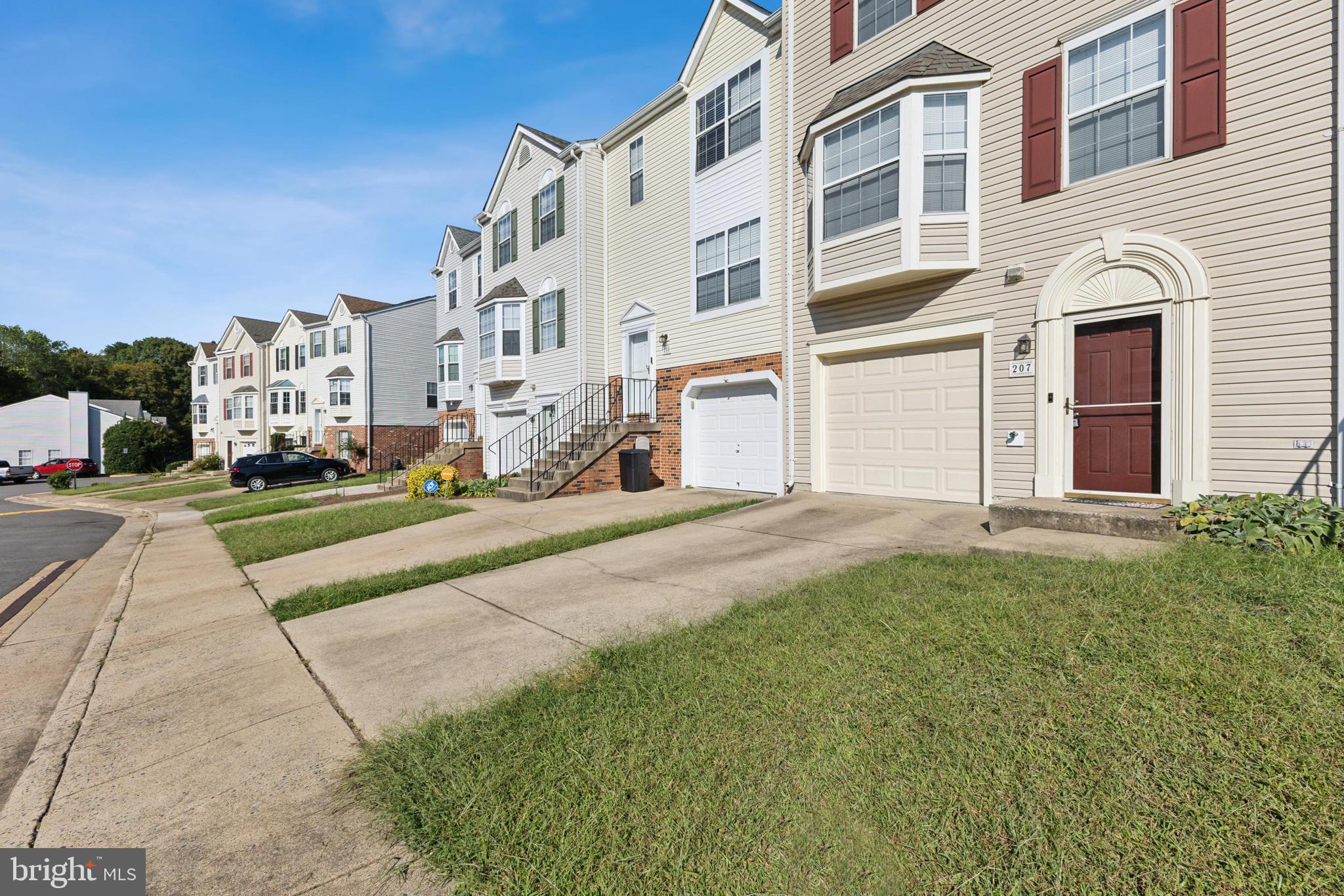 207 WIMBELDON COURT 210