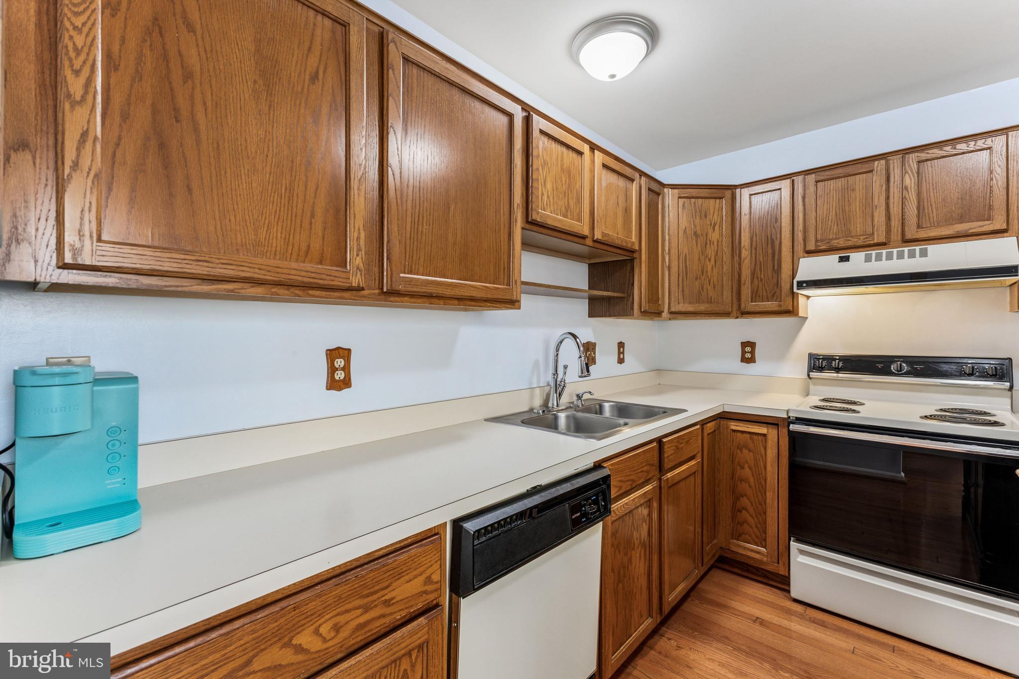 SUNNINGDALE MEADOWS - Residential