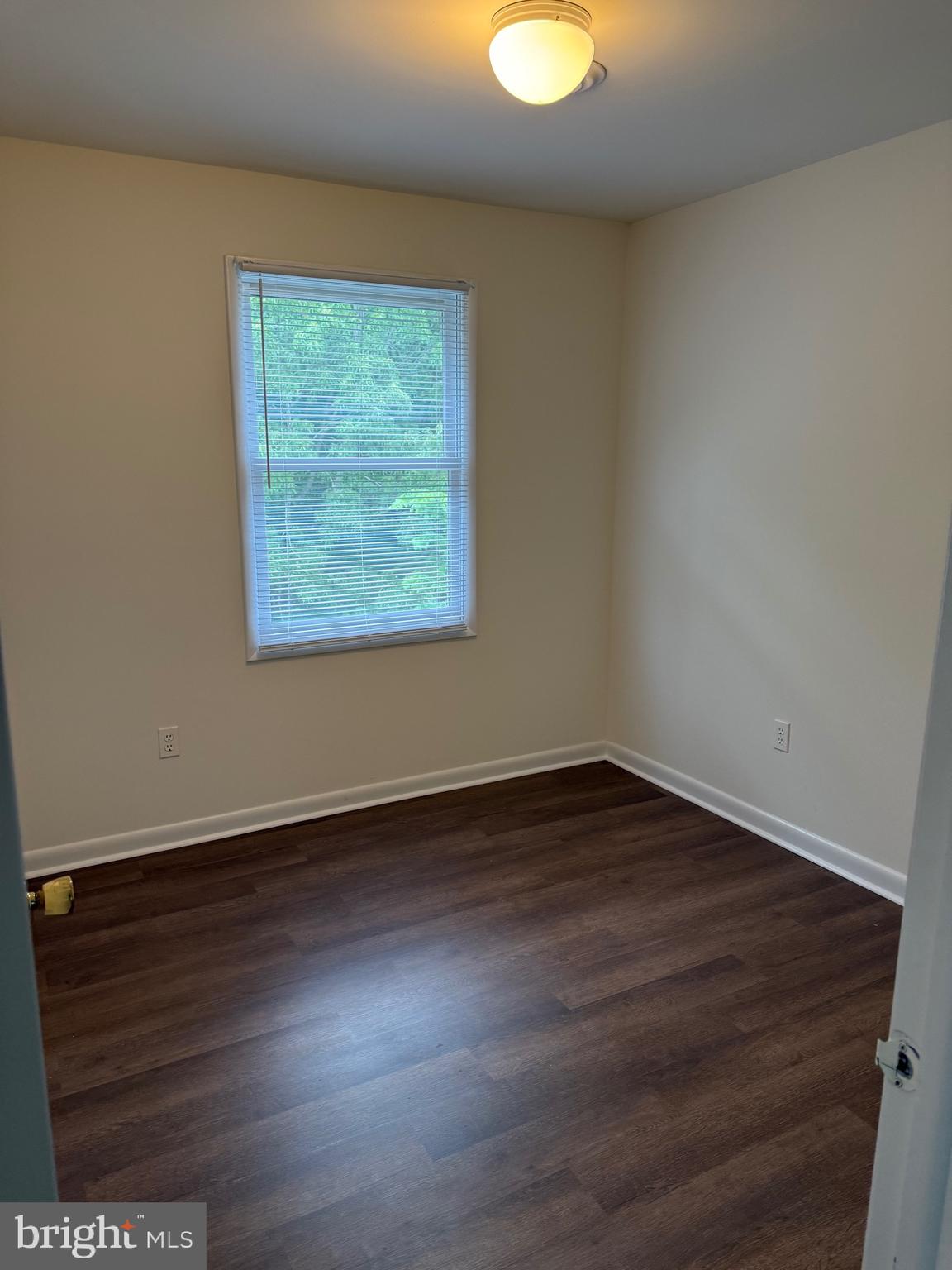 BREEZEWOOD FOREST EAST - Residential Lease