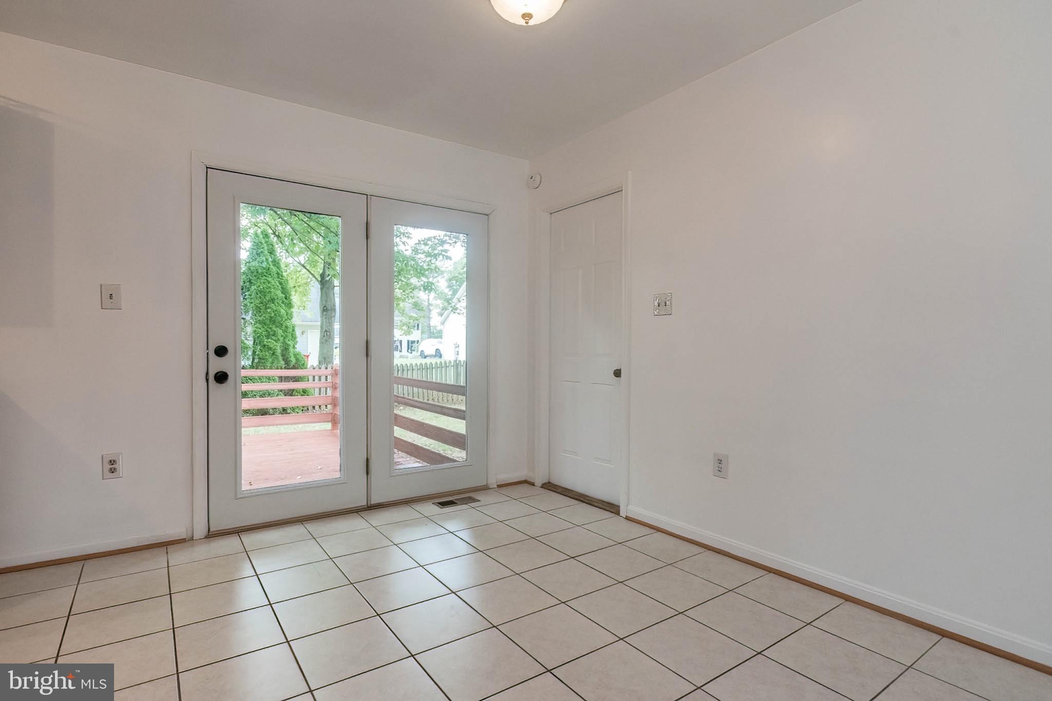 SPRING MILLS - Residential