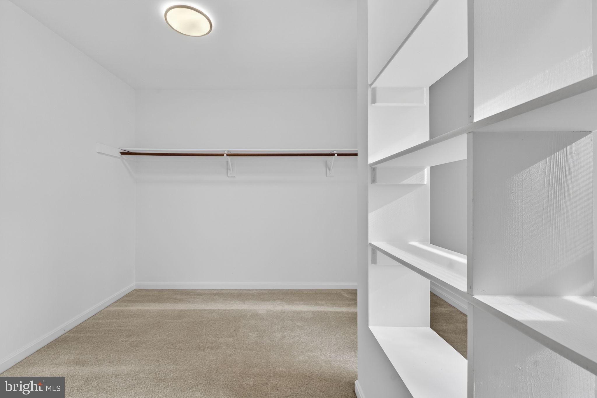 AVALON ESTS - Residential