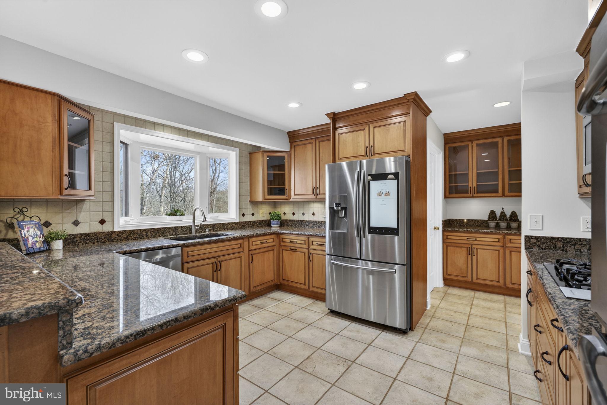 AVALON ESTS - Residential