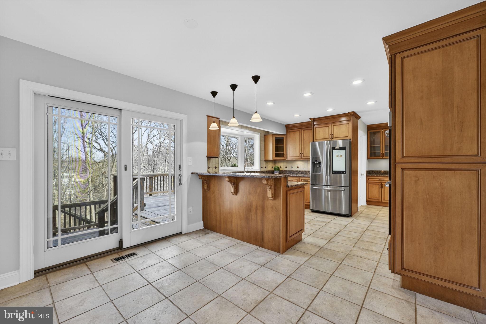 AVALON ESTS - Residential