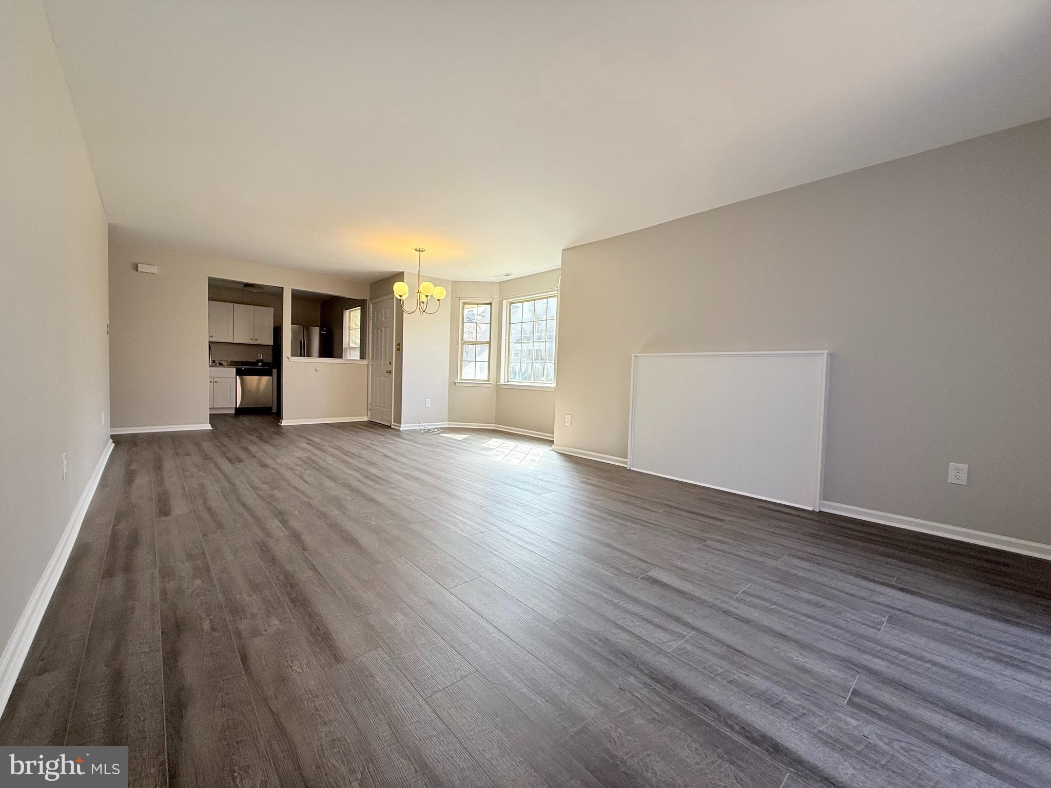 MAKEFIELD GLEN - Residential Lease