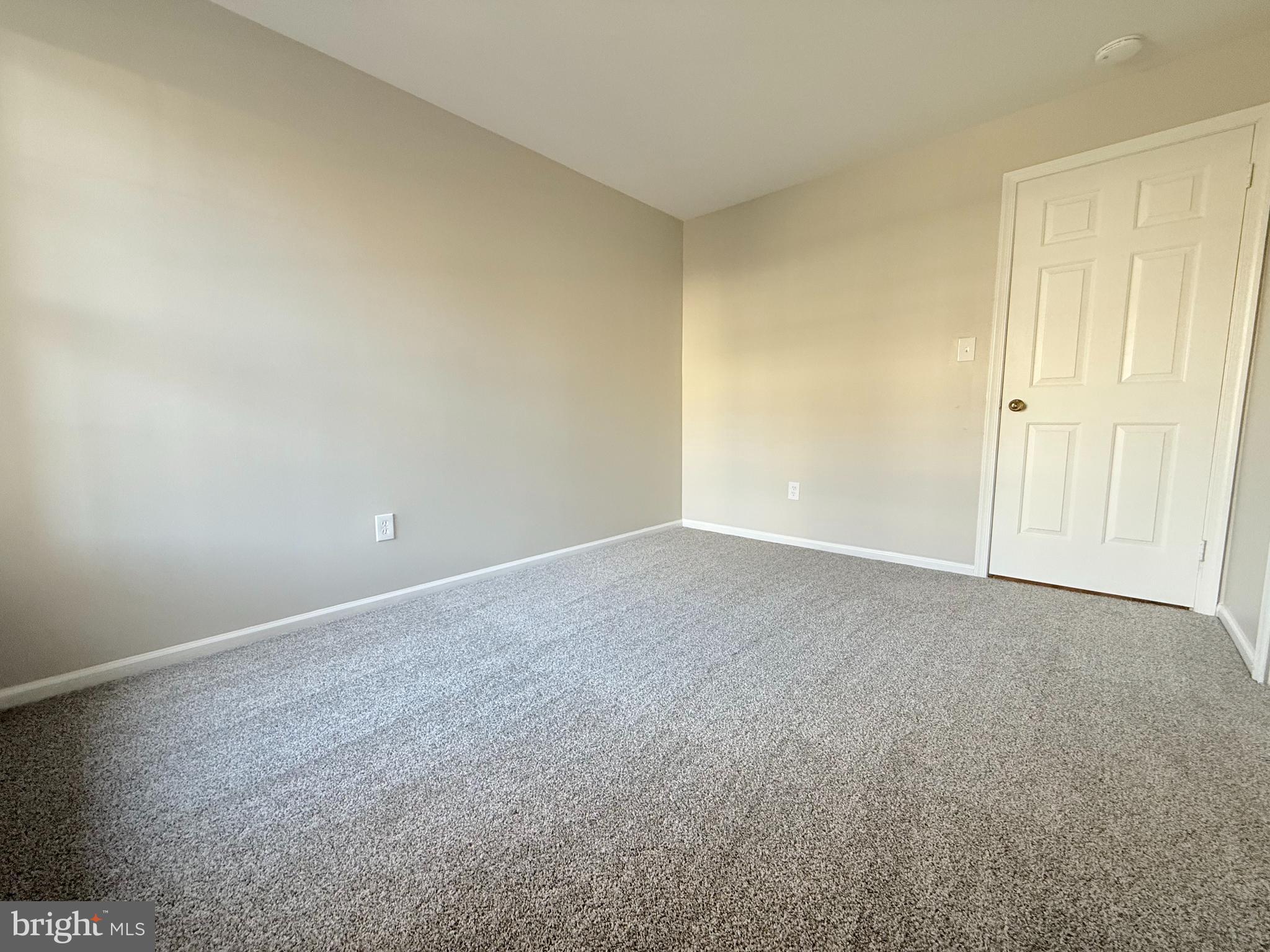 MAKEFIELD GLEN - Residential Lease