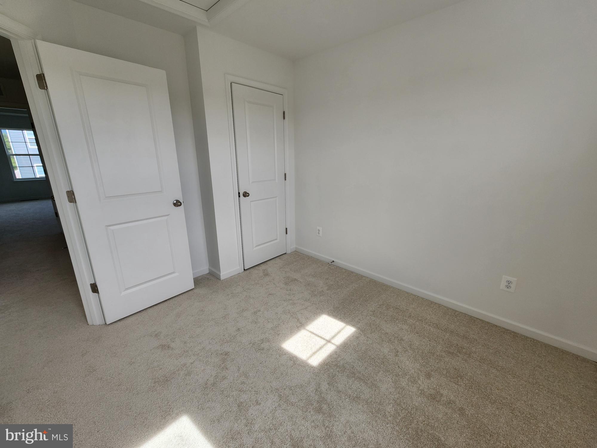 MARTINSBURG STATION - Residential Lease