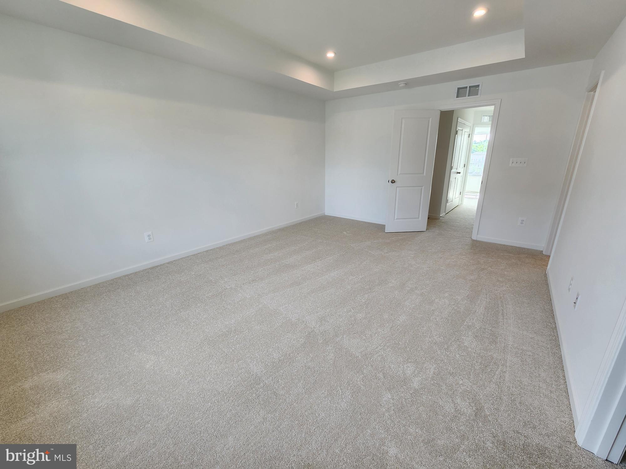 MARTINSBURG STATION - Residential Lease